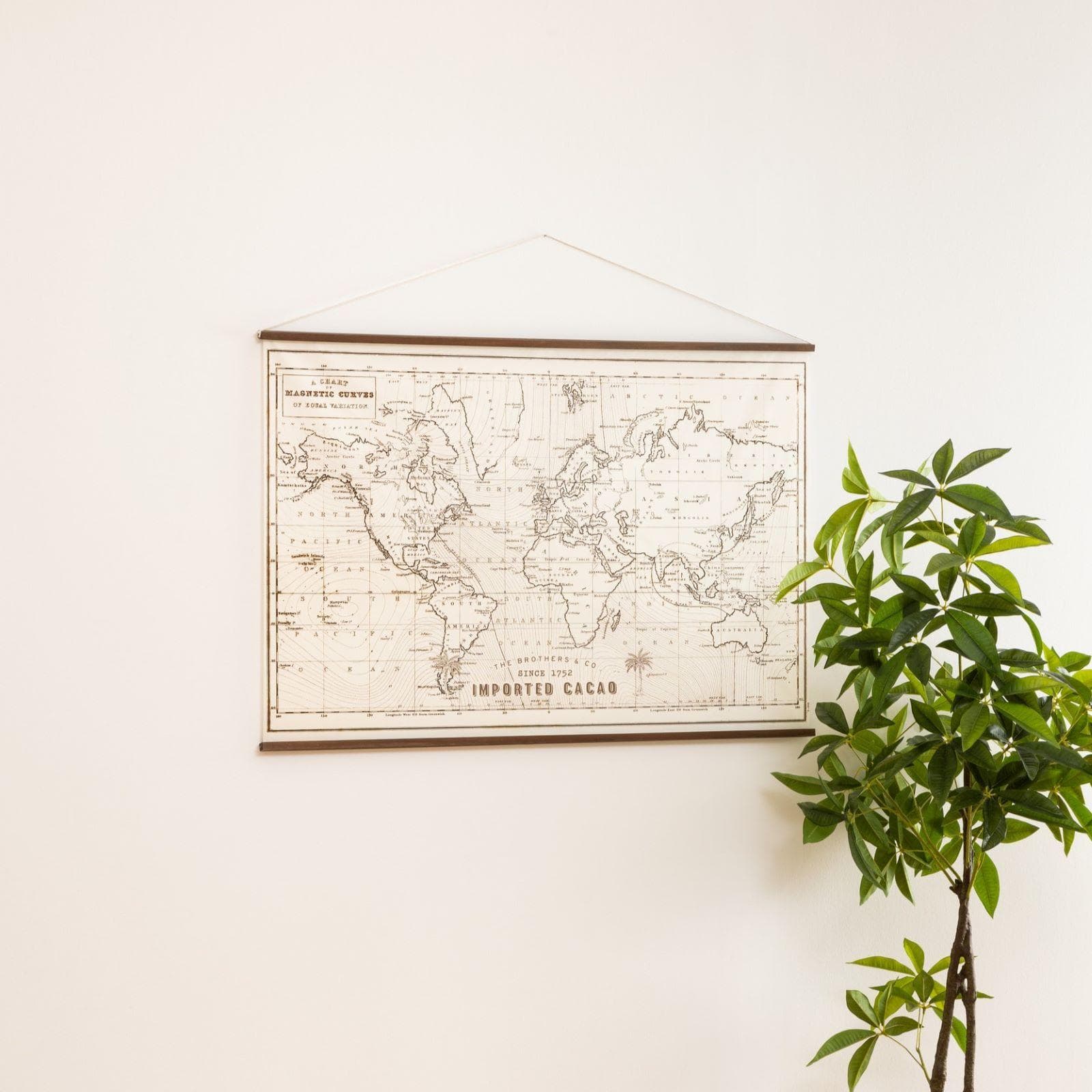 Decorazione da parete 110x74h cm mappa del mondo vintage in cotone e legno