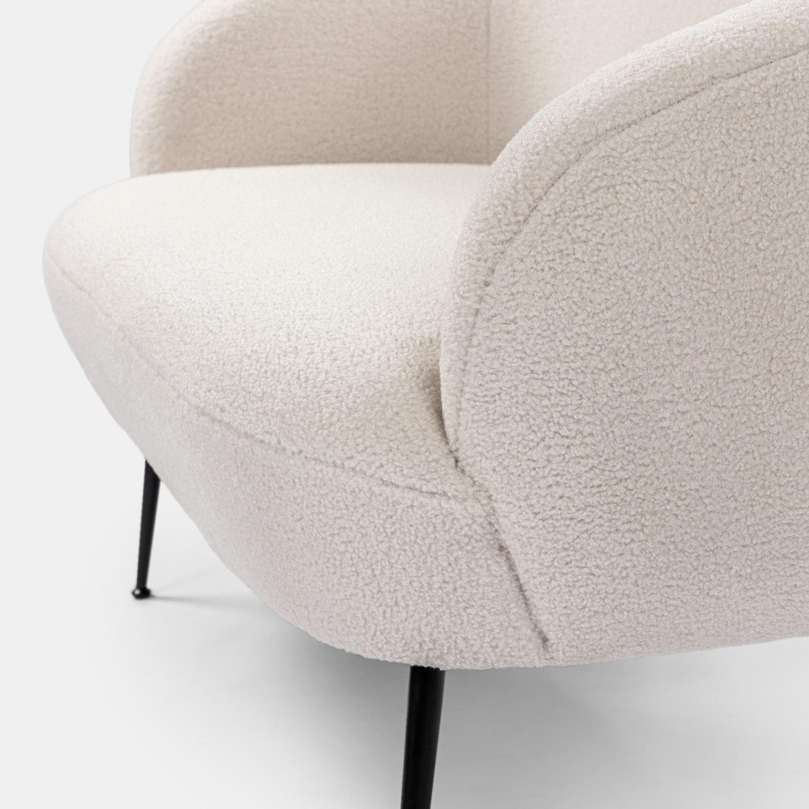 Divano 2 posti in tessuto teddy bianco con gambe nere - Nives