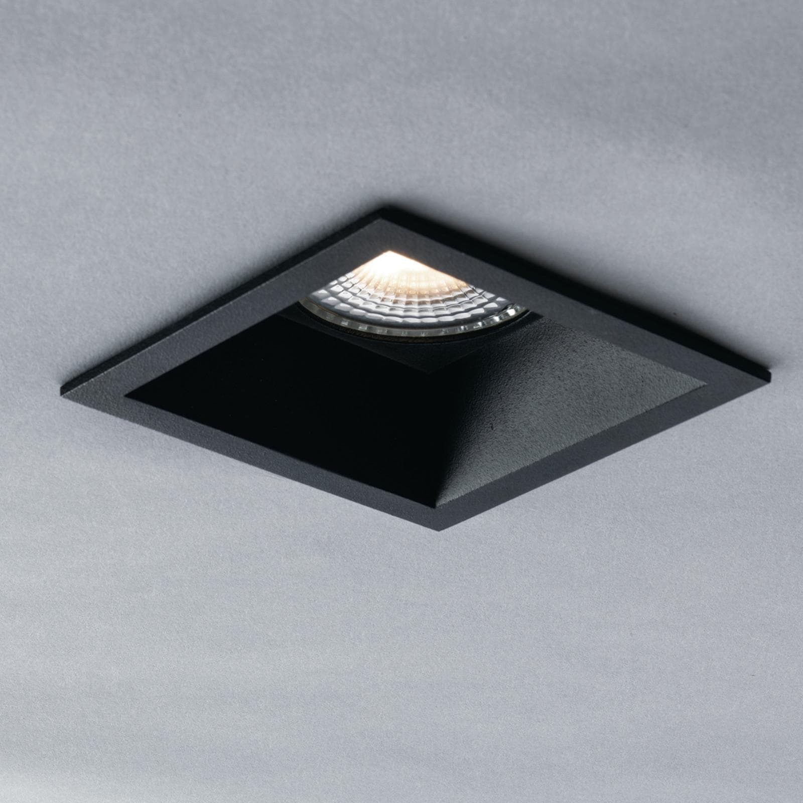 Faretto ad incasso 8,3X8,3 cm antiriflesso in alluminio nero
