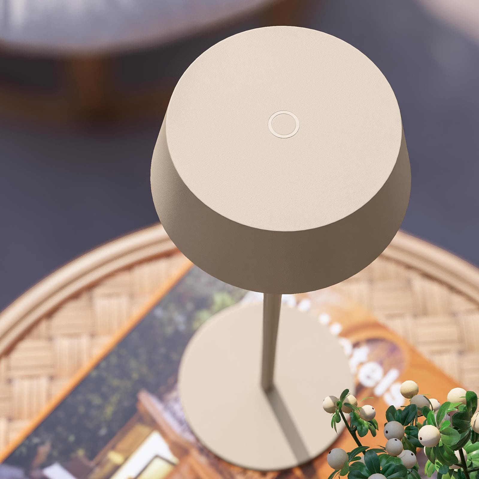 Lampada LED da tavolo portatile in alluminio vaniglia - Daikiri