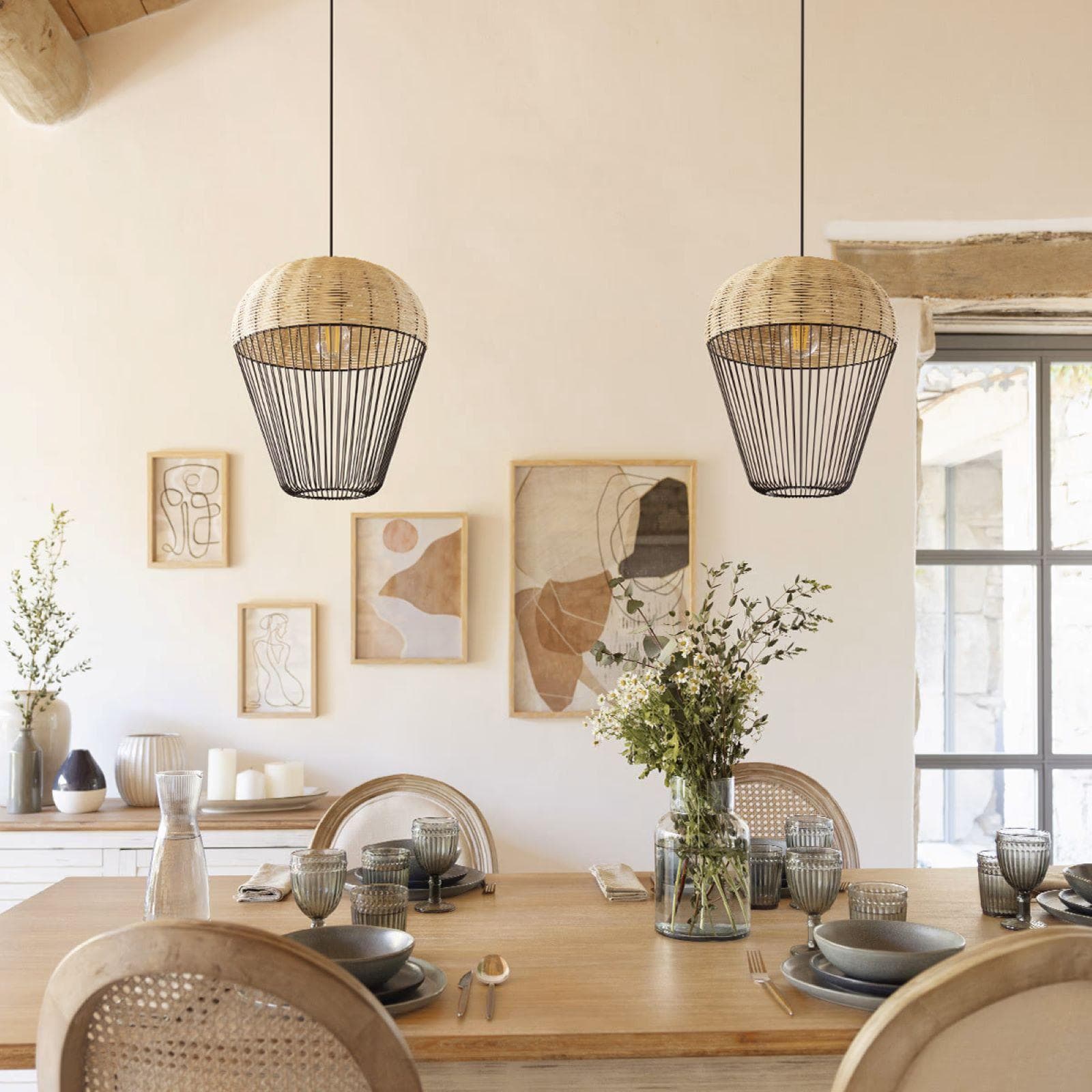 Lampada sospesa rotonda 31 cm in rattan naturale e metallo nero