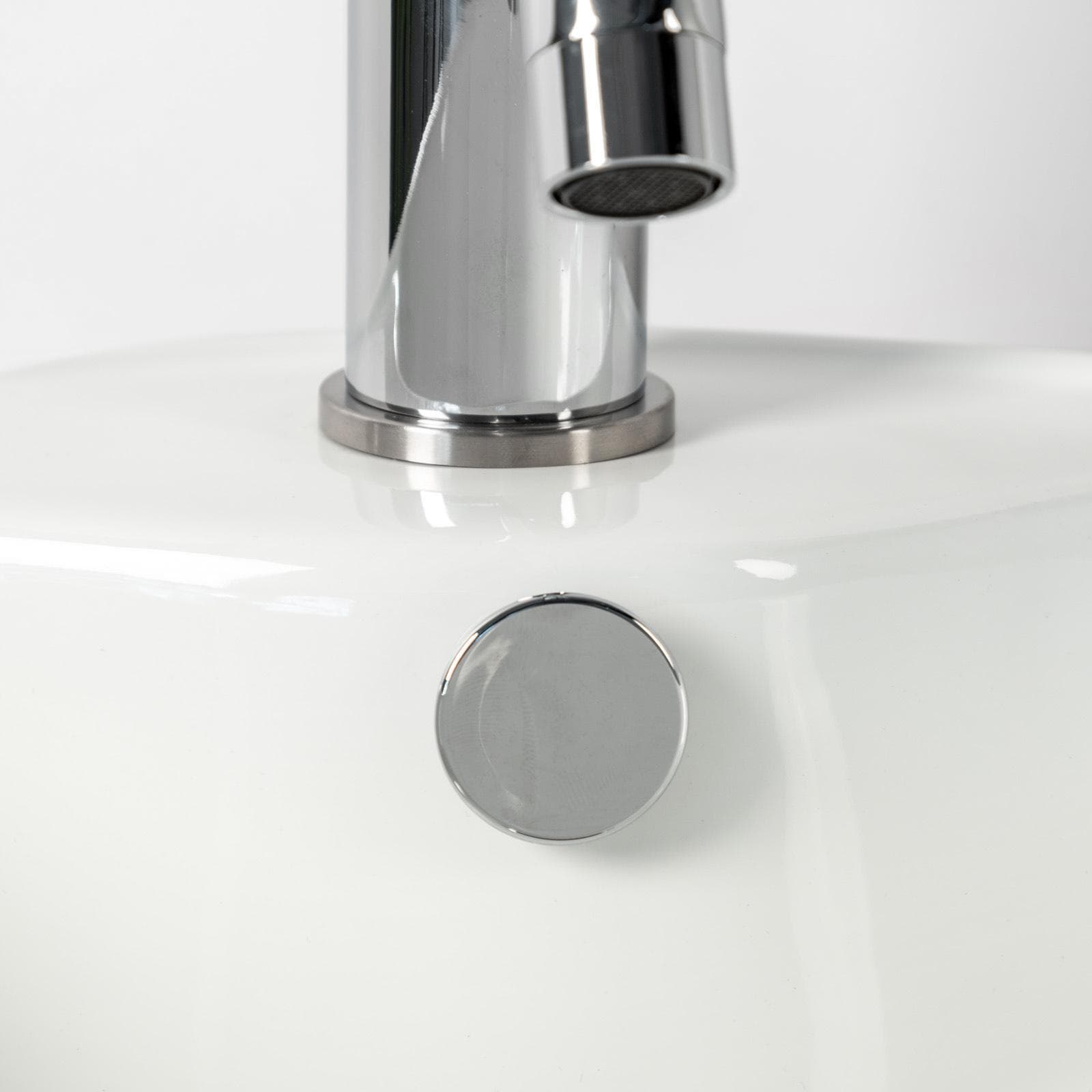 Lavabo bacinella d'appoggio bianco in ceramica con base miscelatore