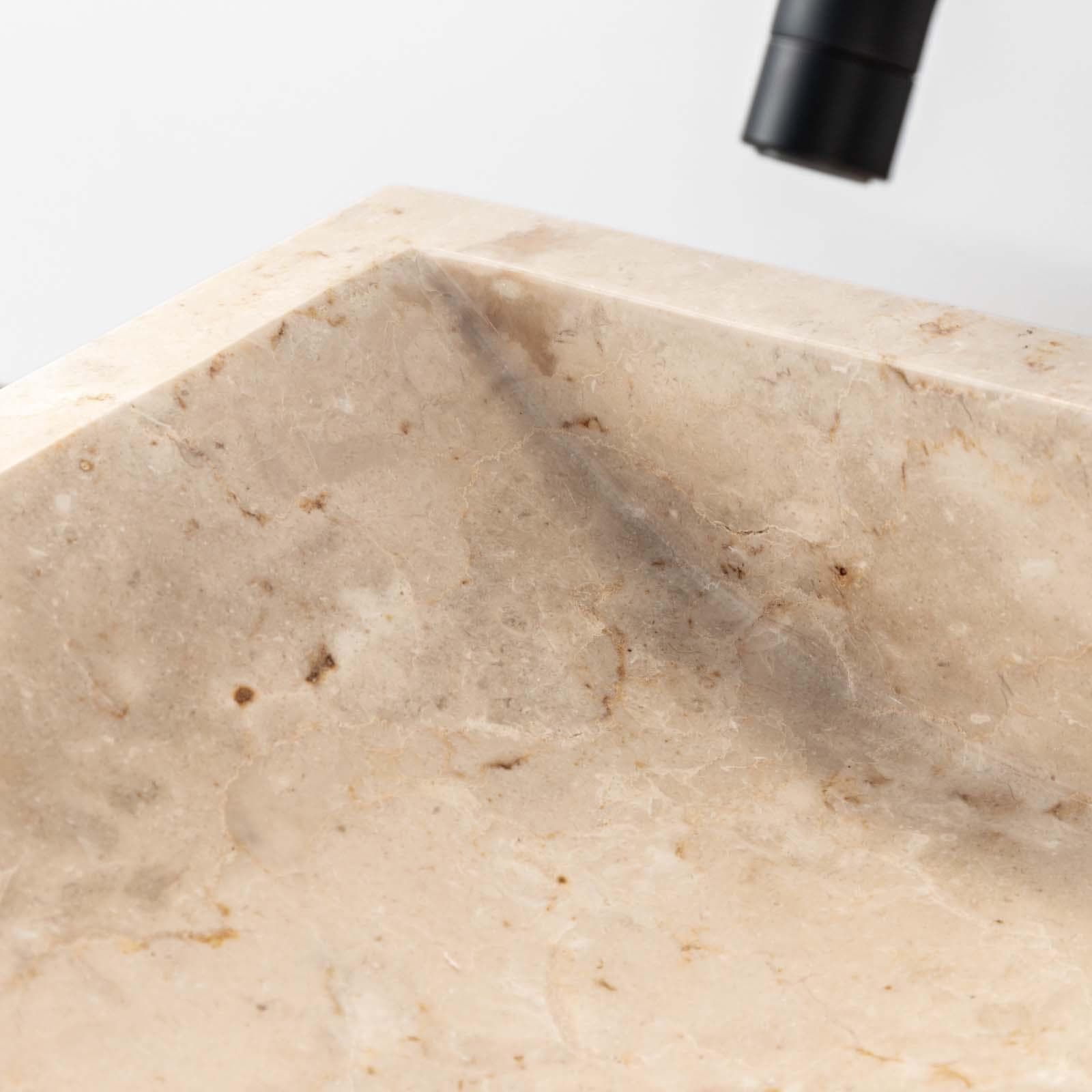 Lavabo da appoggio 40x40 cm in marmo crema lucido - Artizan