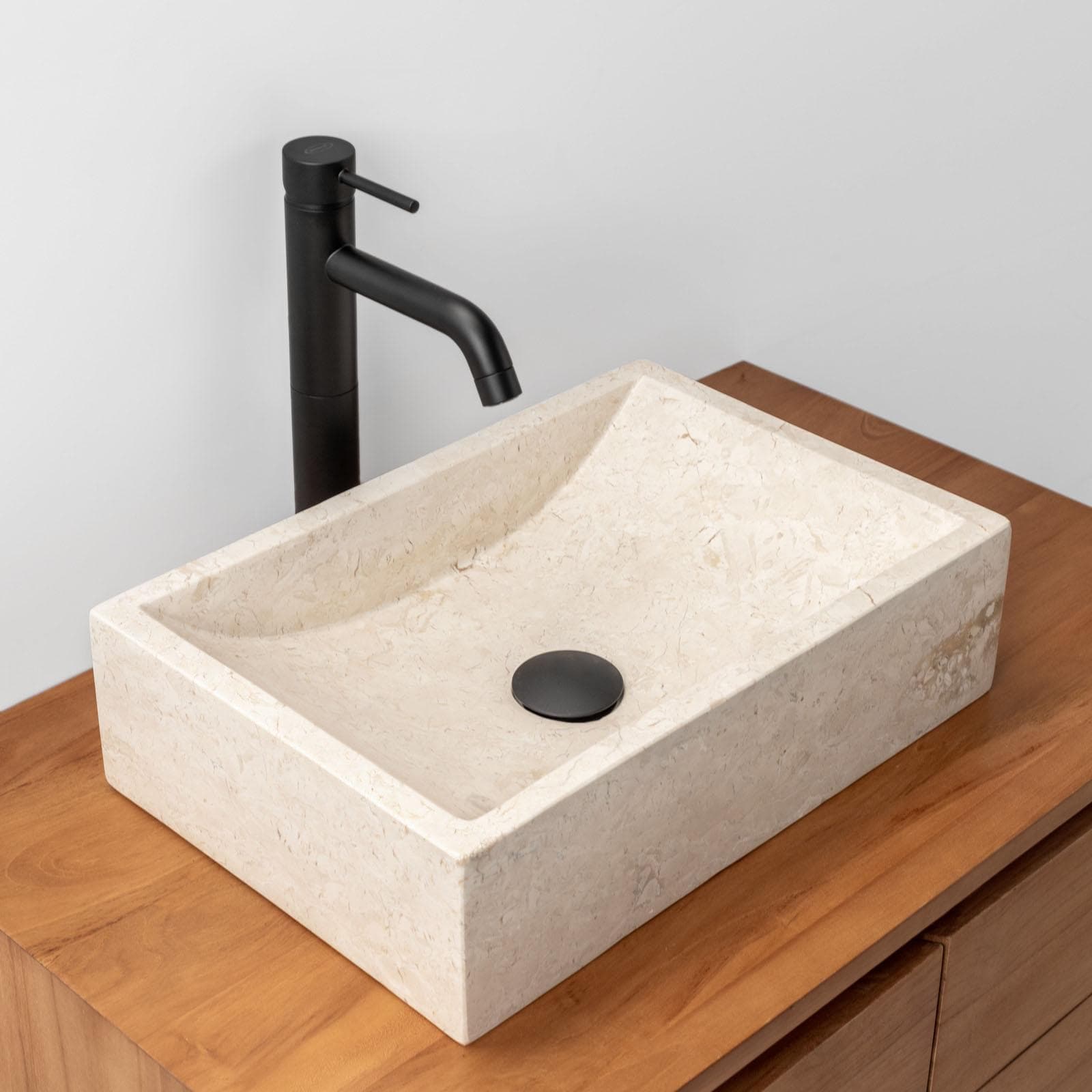 Lavabo da appoggio 45x30 cm in marmo levigato crema - Artizan