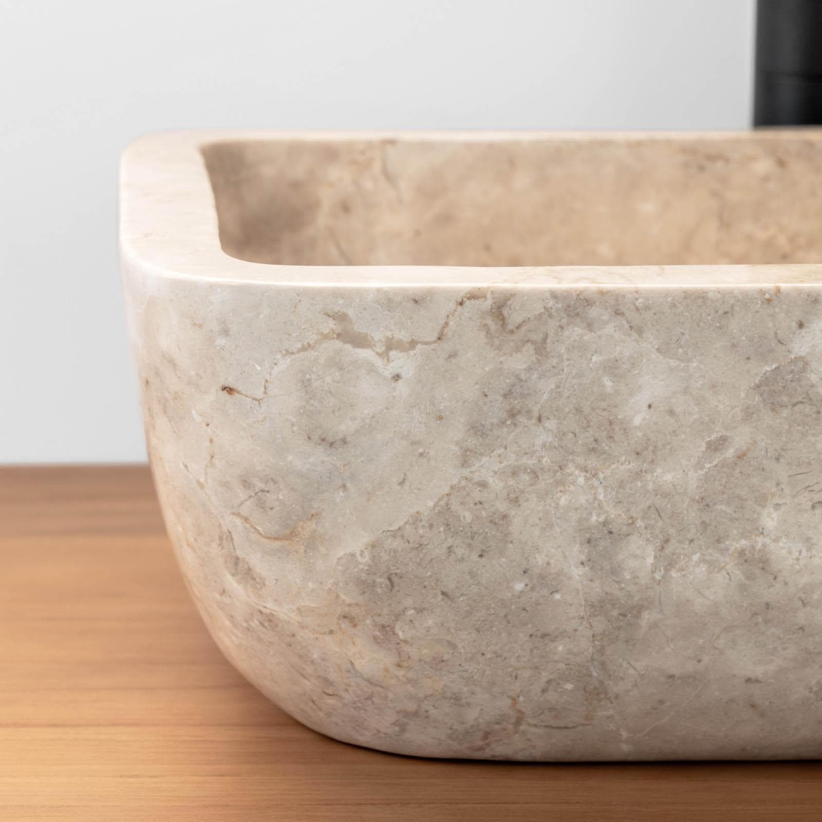 Lavabo da appoggio 50x35 cm in marmo lucido crema - Artizan