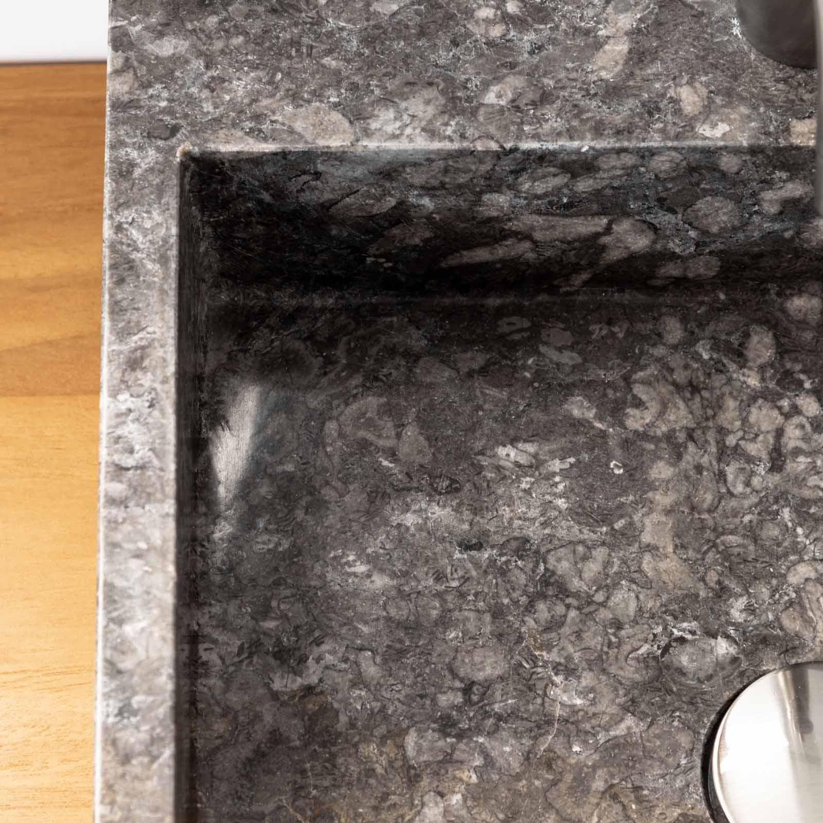 Lavabo da appoggio monoforo 40x40 cm in marmo grigio lucido - Artizan