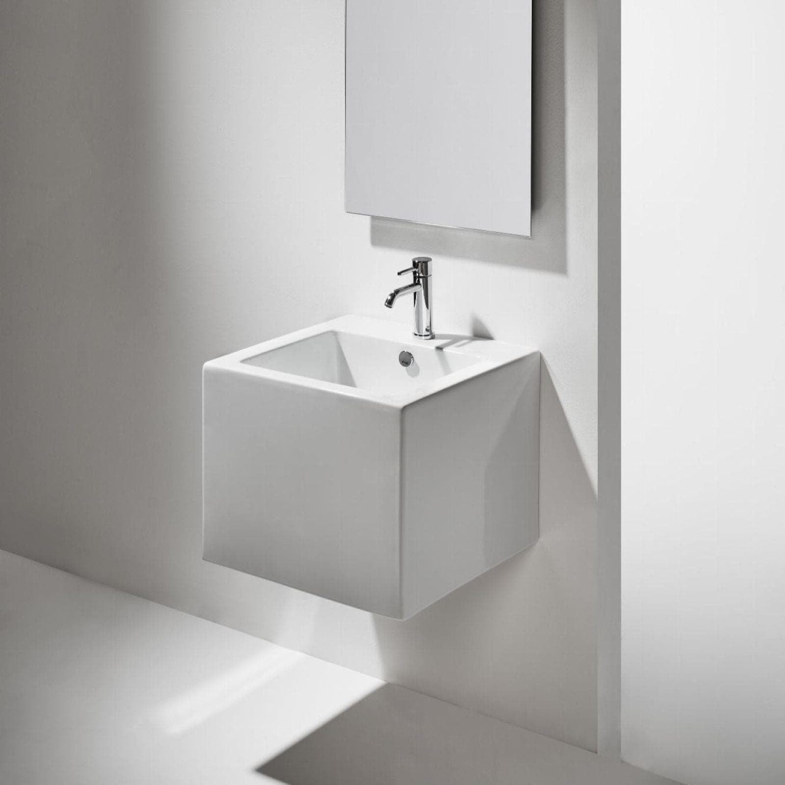 Lavabo sospeso 50x50 cm design squadrato - Frozen di Simas