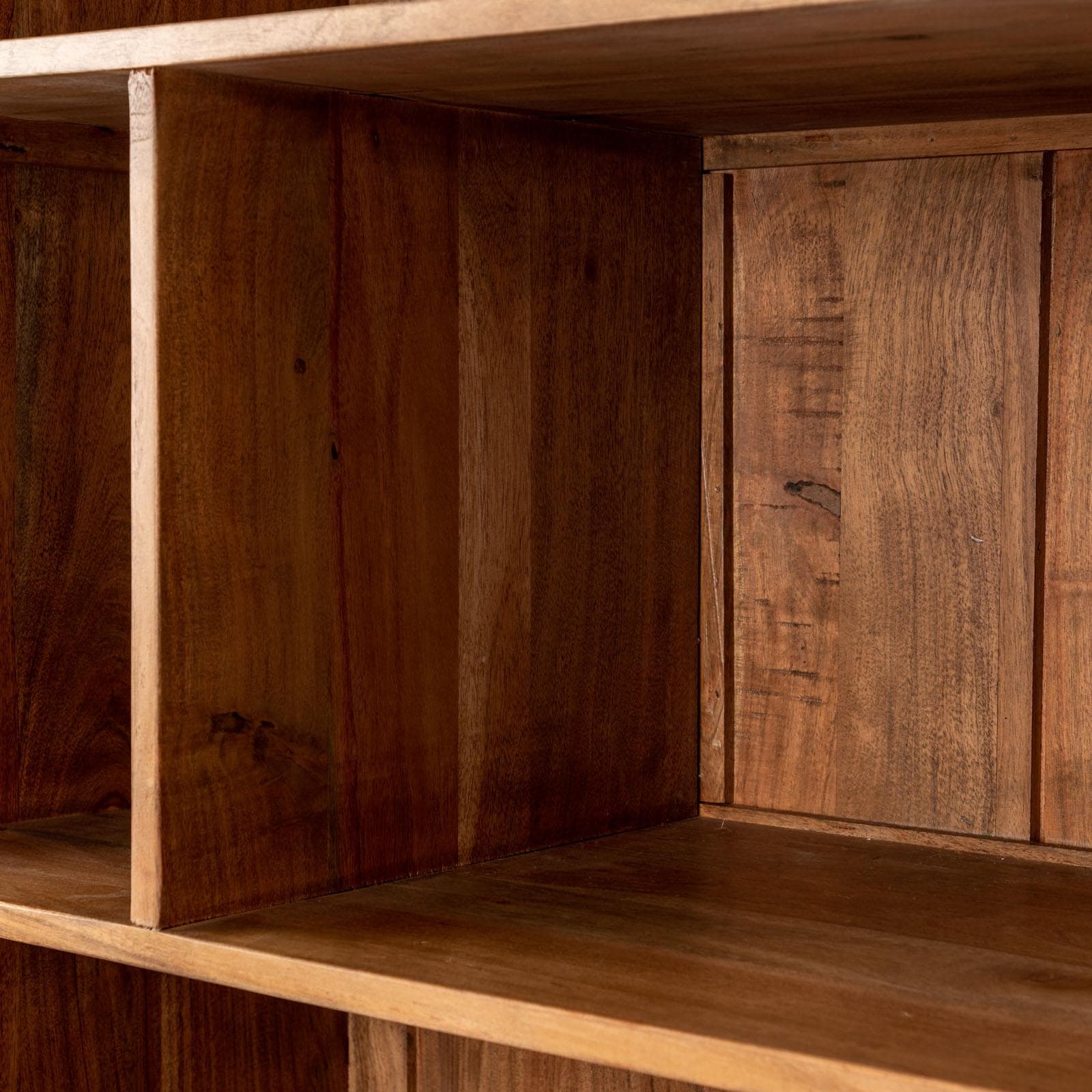 Libreria 88x195h cm in legno di acacia e metallo nero con 2 ante - Freia Stone