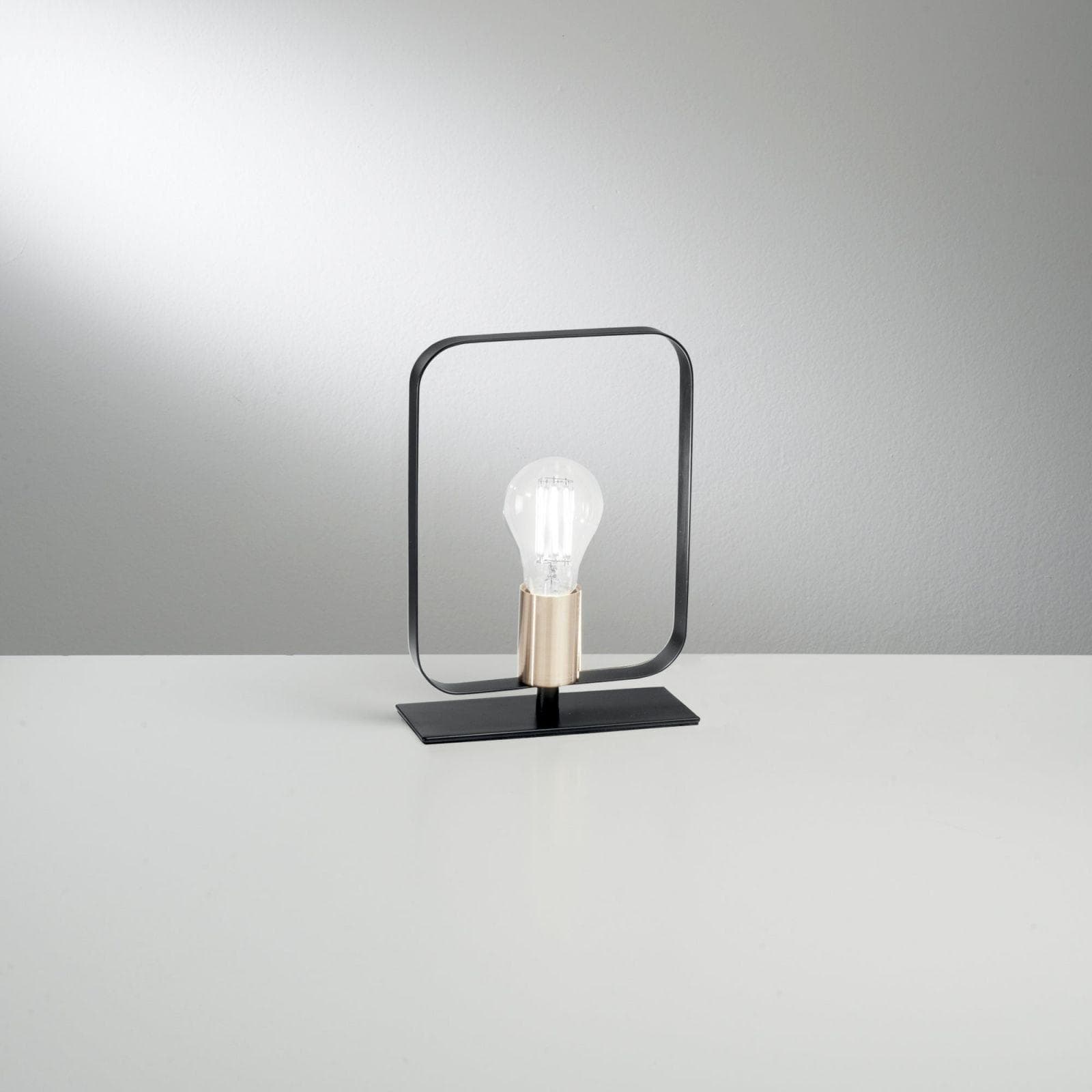 Lume 19,5x24,8 cm in metallo nero e oro