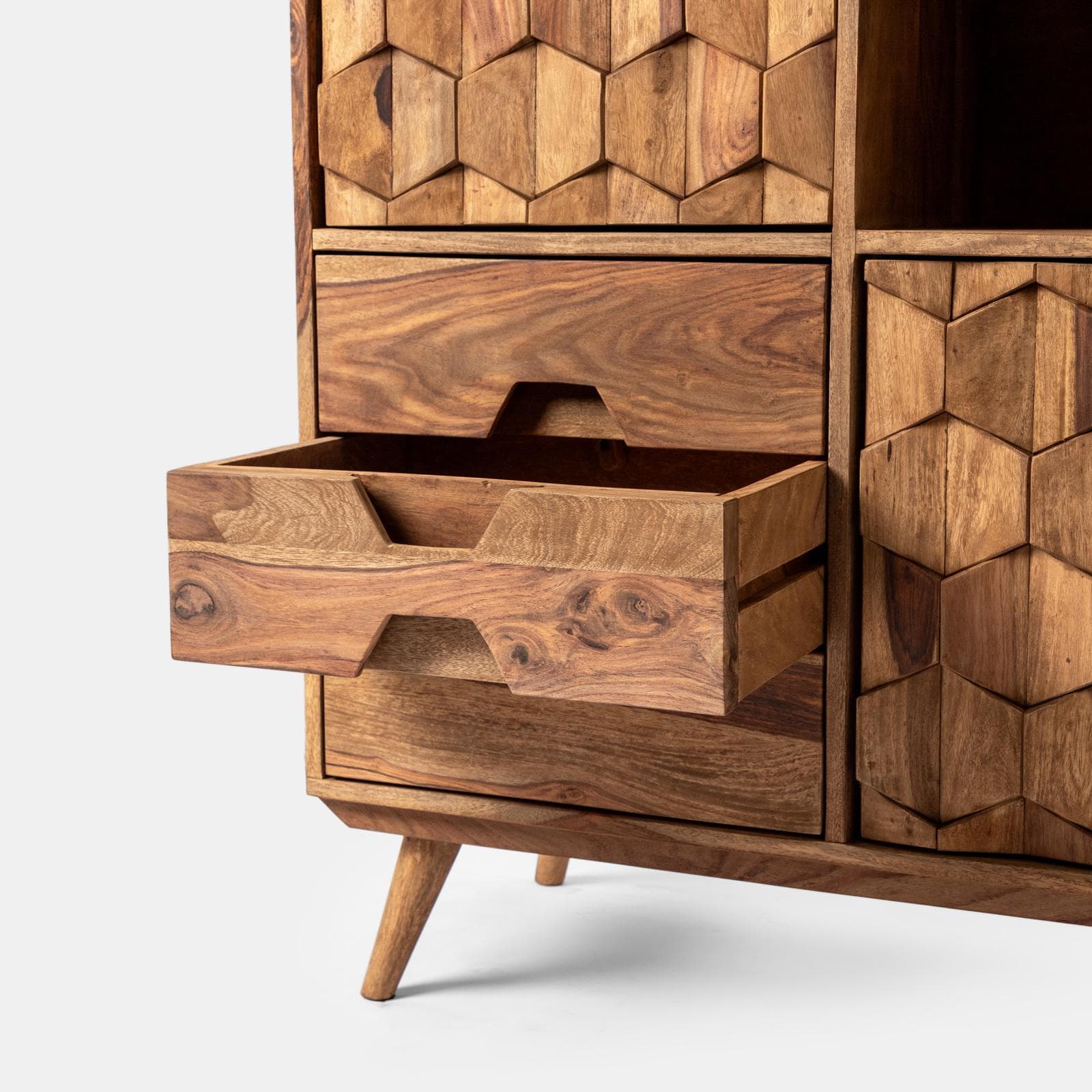 Madia 143x107h in legno con 3 ante e 3 cassetti - Freia Sheesham