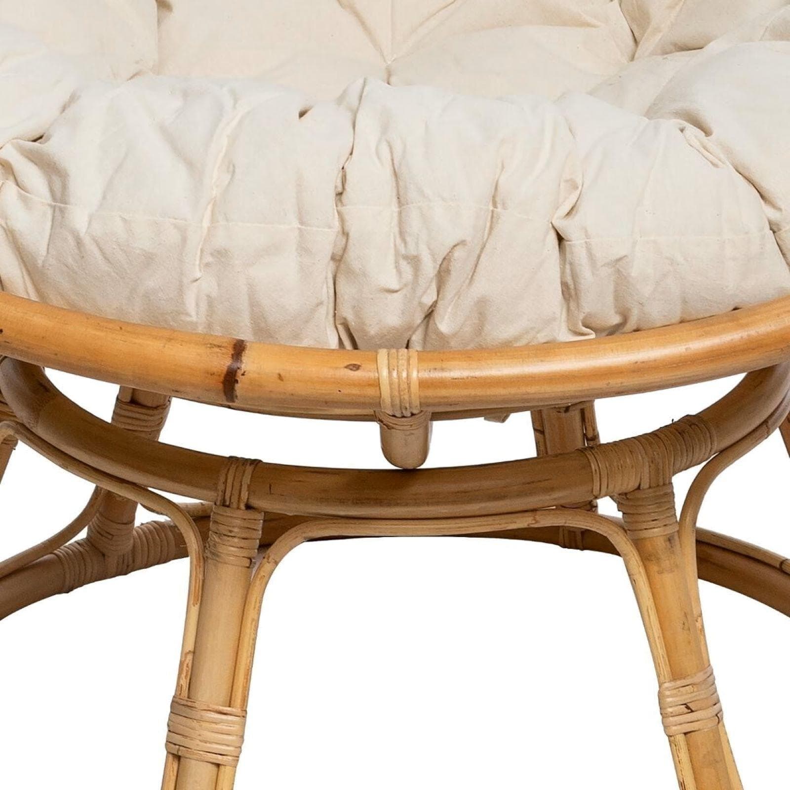 Maxi poltrona in rattan naturale con cuscino in tessuto bianco - Guatemala