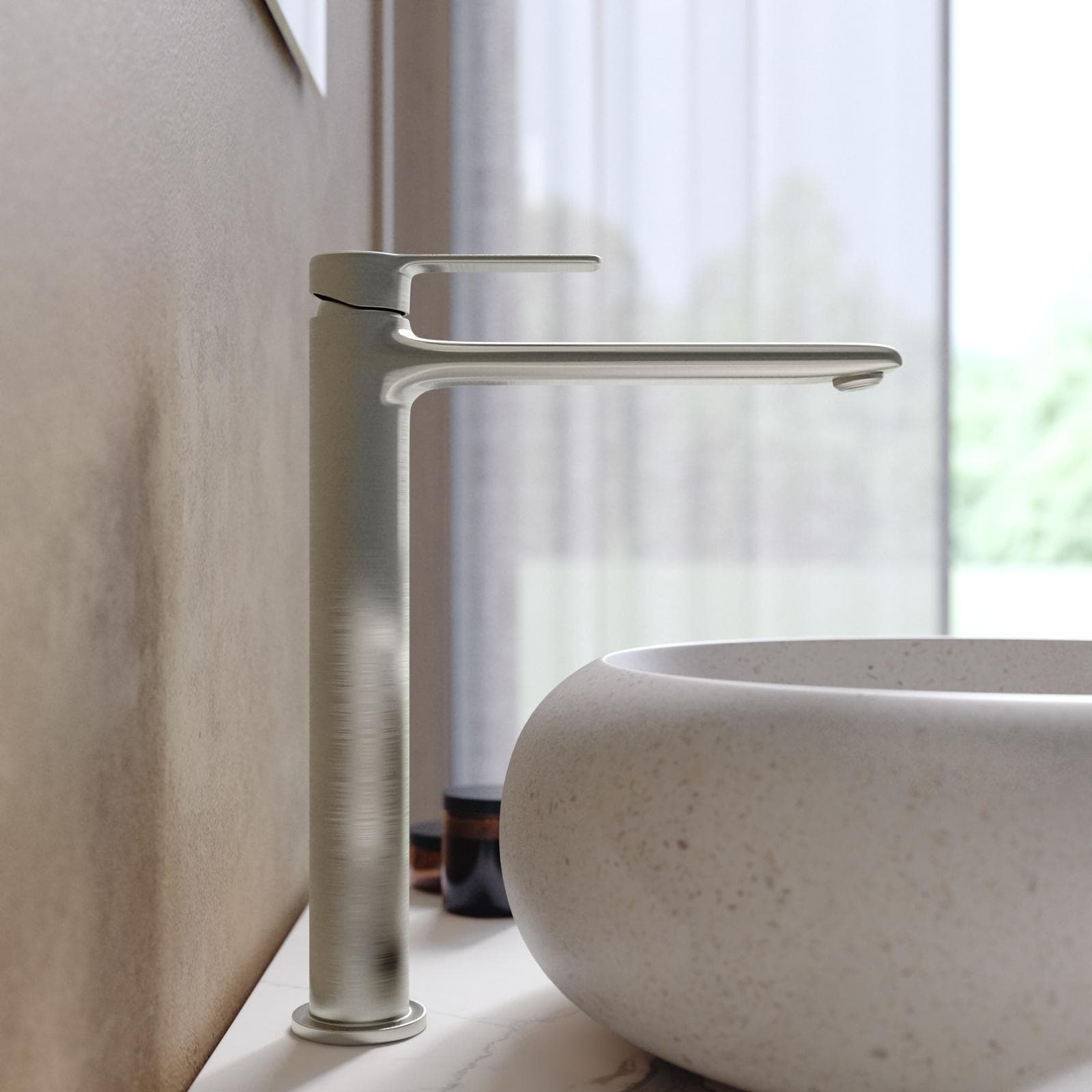 Miscelatore lavabo alto in ottone spazzolato - Tila