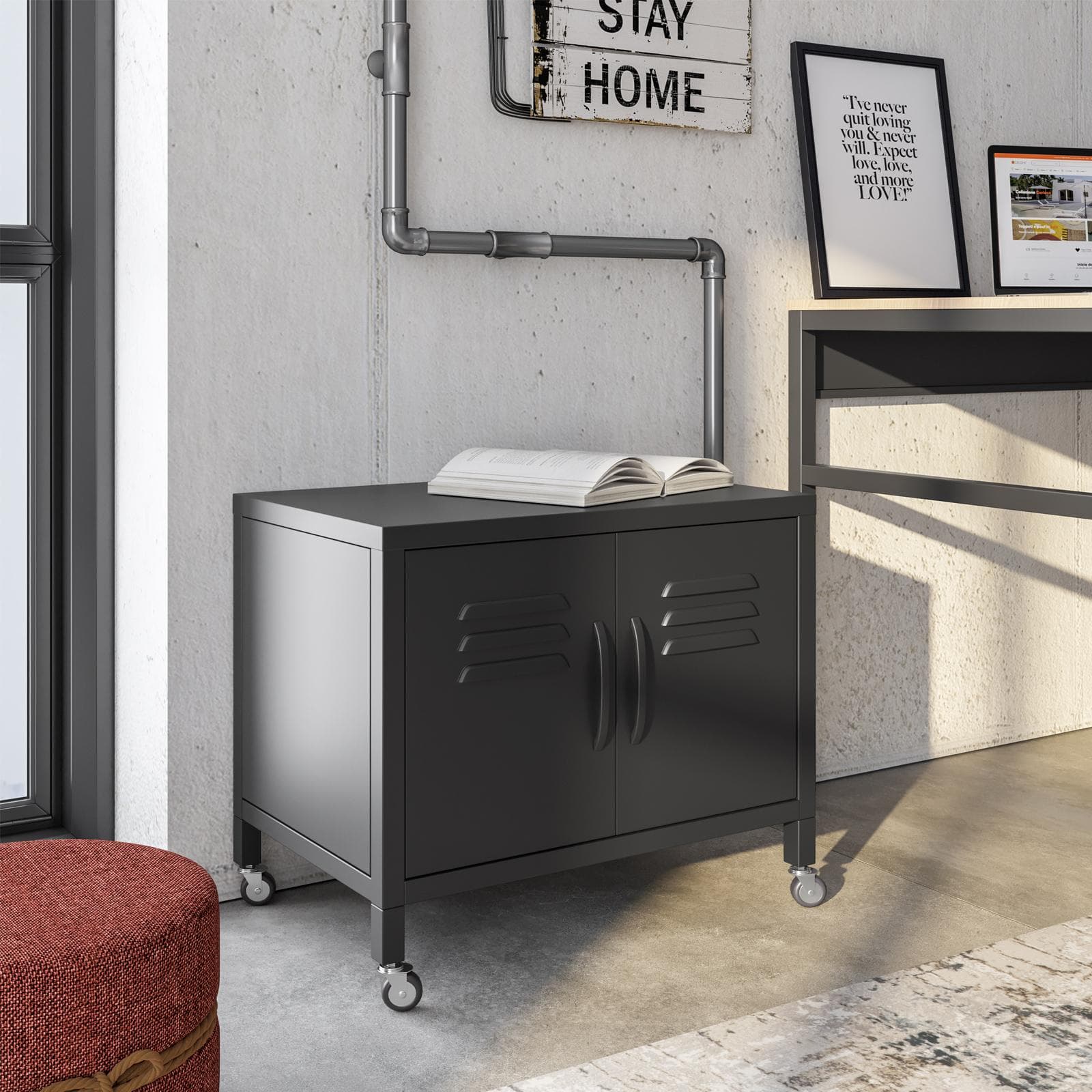 Mobile basso 60x49h cm in acciaio verniciato nero con 2 ante e ruote - Latino