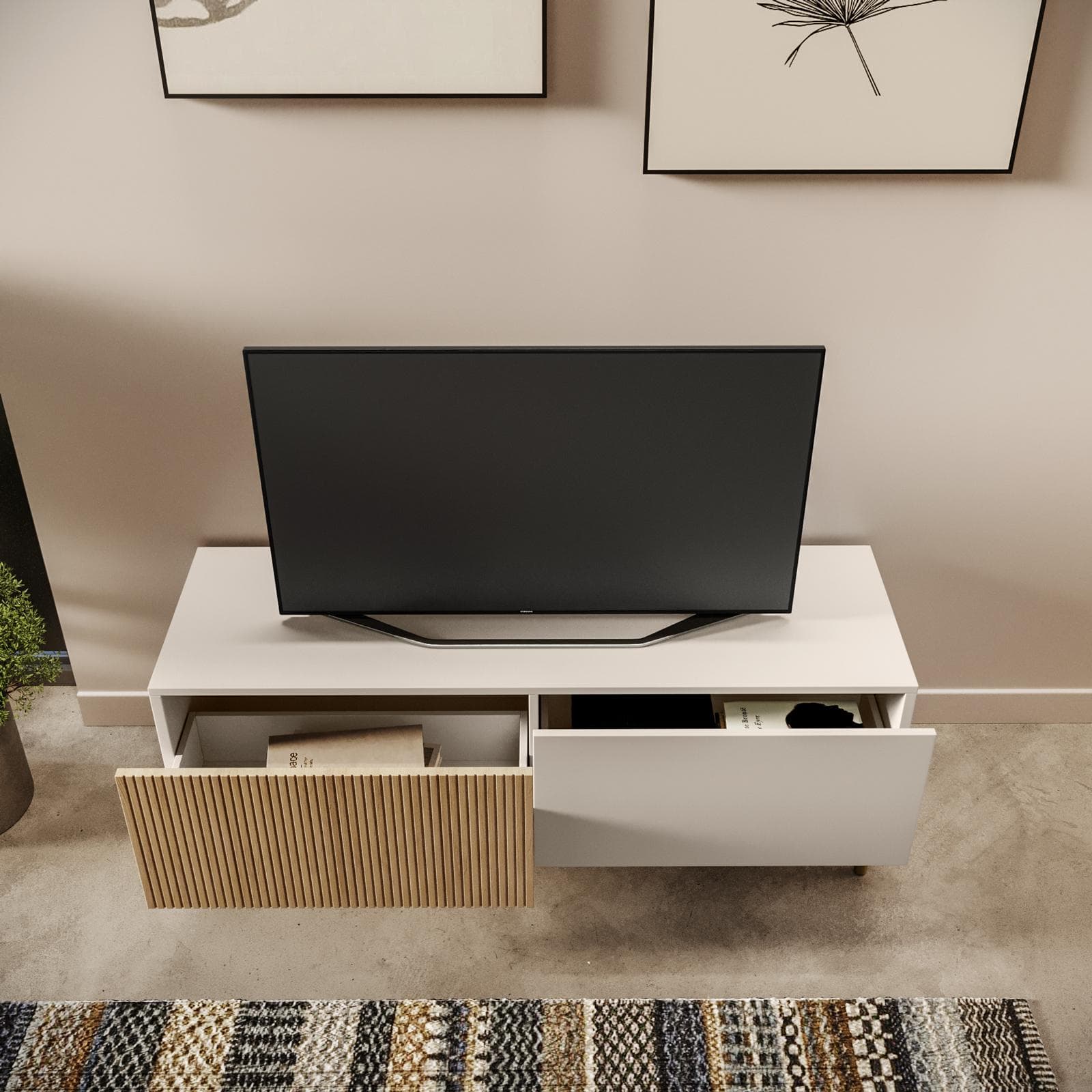 Mobile porta tv 140x44h cm cashmere e rovere albini cannettato con 2 cassetti e gambe oro opaco - Zelma