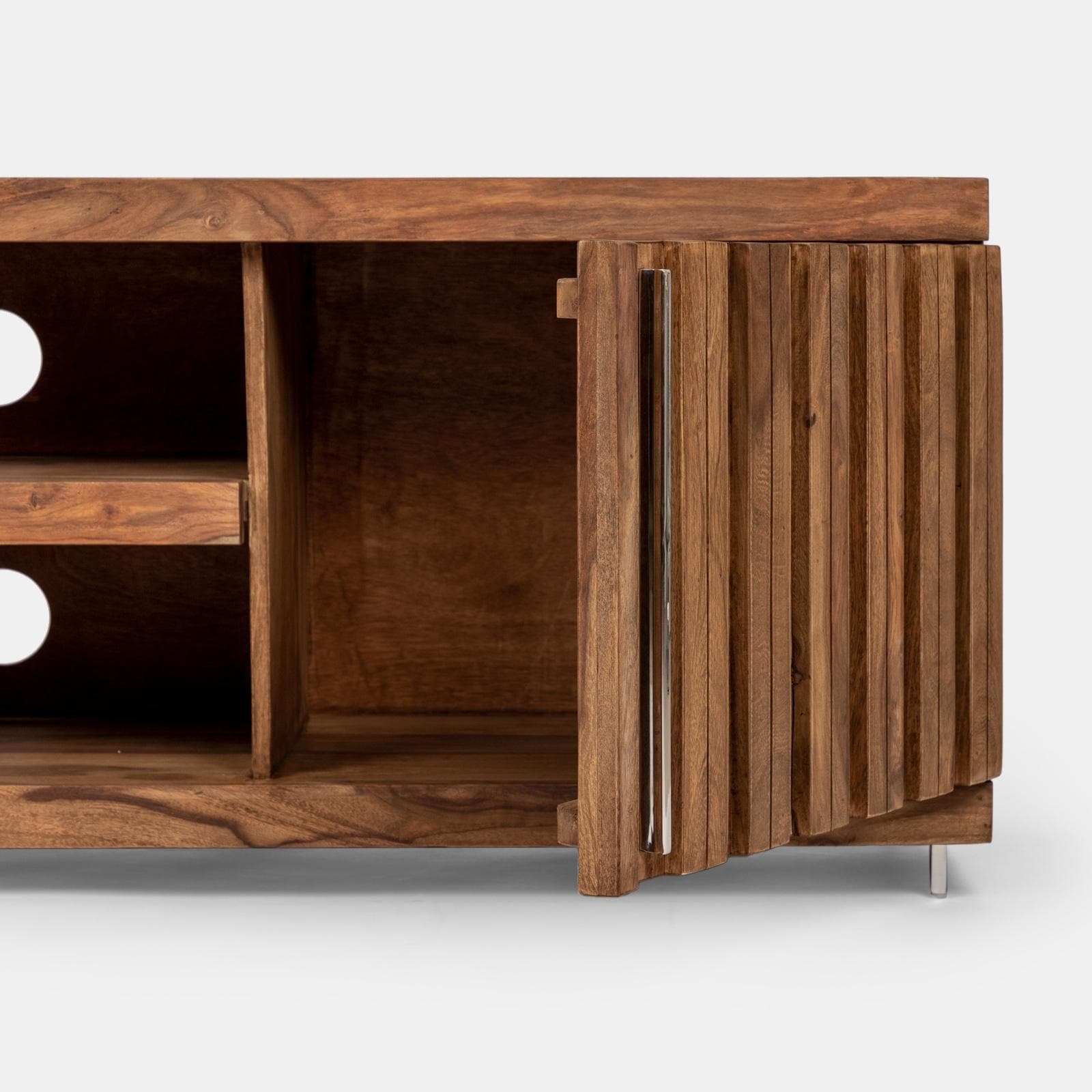 Mobile porta tv 175x45 cm in legno con due ante - Freia Sheesham