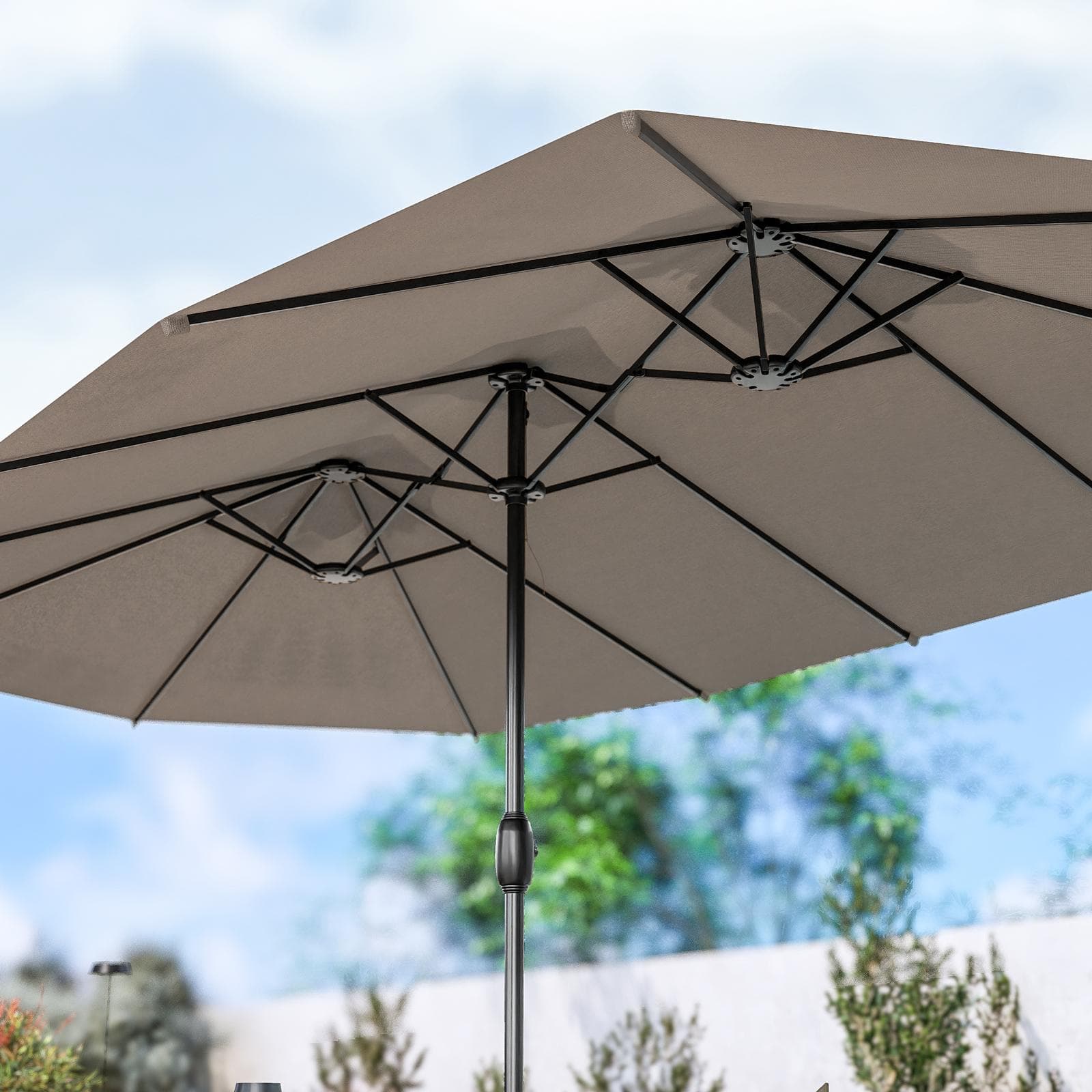 Ombrellone da giardino 4,6x2,6 m palo centrale telo tortora - Vieste