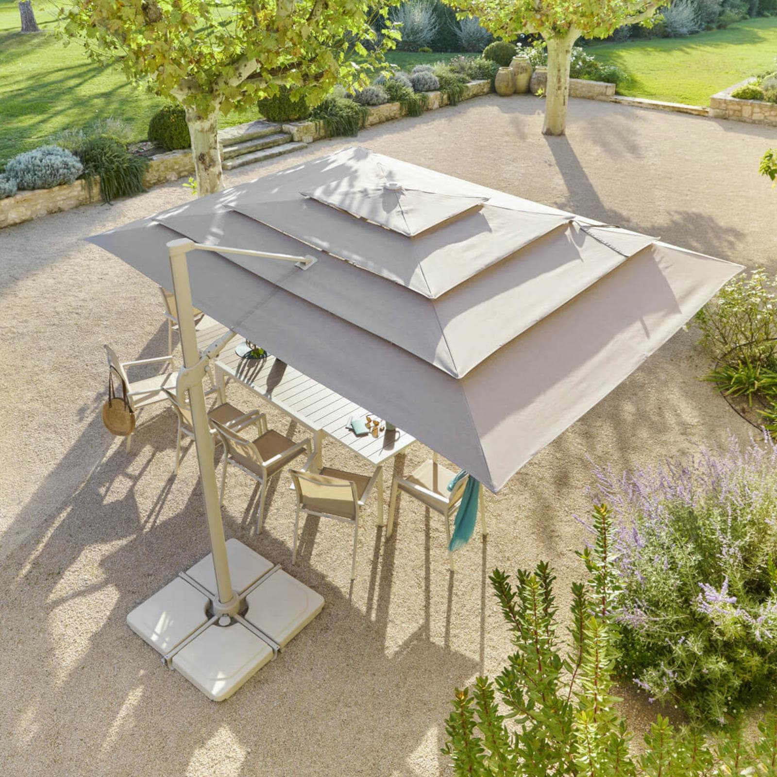 Ombrellone palo laterale 4x3 m in alluminio con multi telo tortora - Voltar