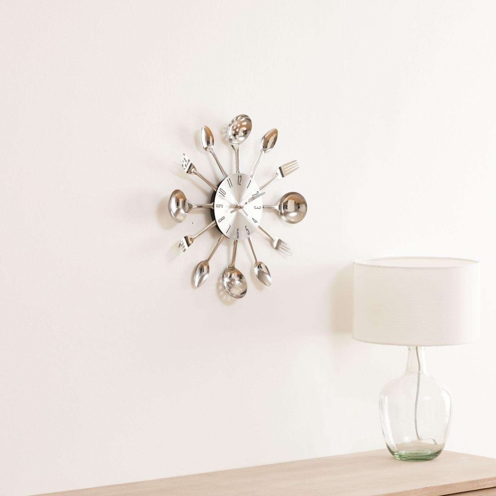 Orologio rotondo 38 cm in metallo con stoviglie
