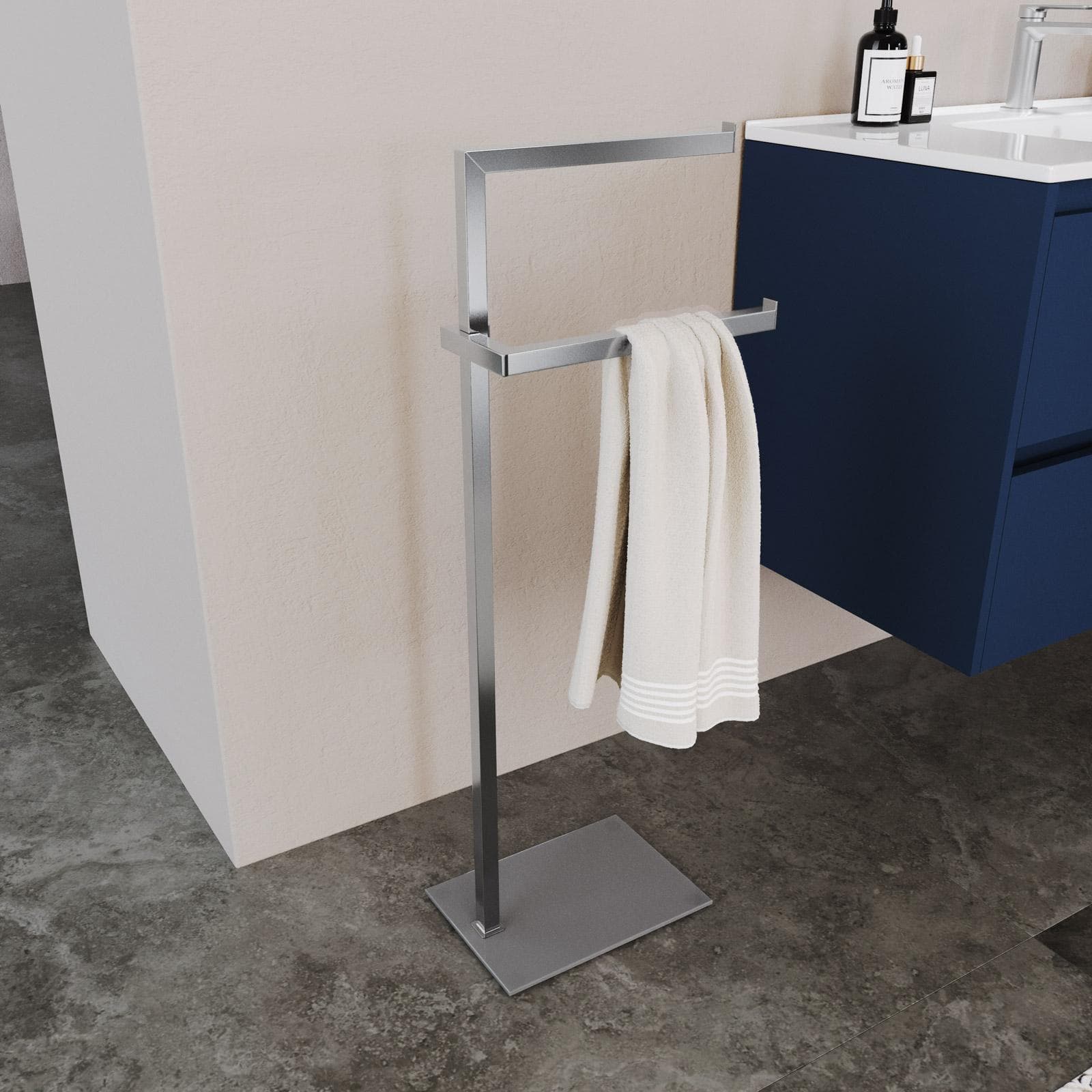 Piantana portasciugamani in acciaio inox cromo e base in vetro grigio - Naya