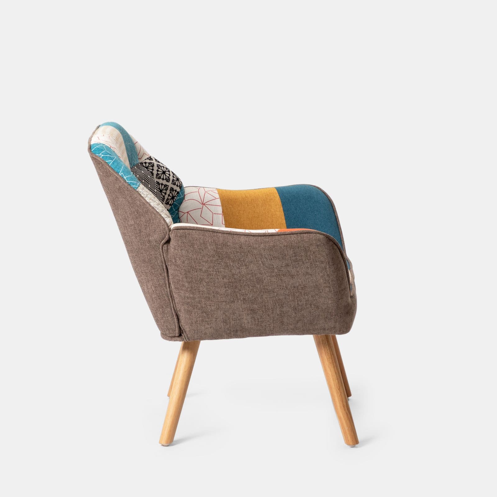 Poltrona scandinava in tessuto patchwork multicolor rosso e blu - Copenaghen