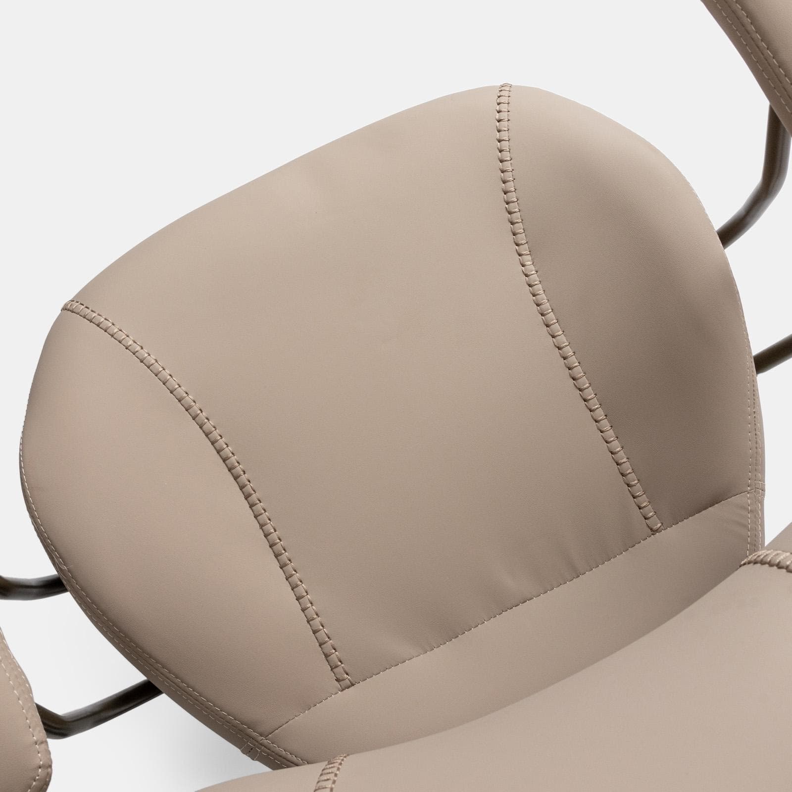 Poltrona da ufficio girevole in similpelle beige con base in metallo grigio - Vinay