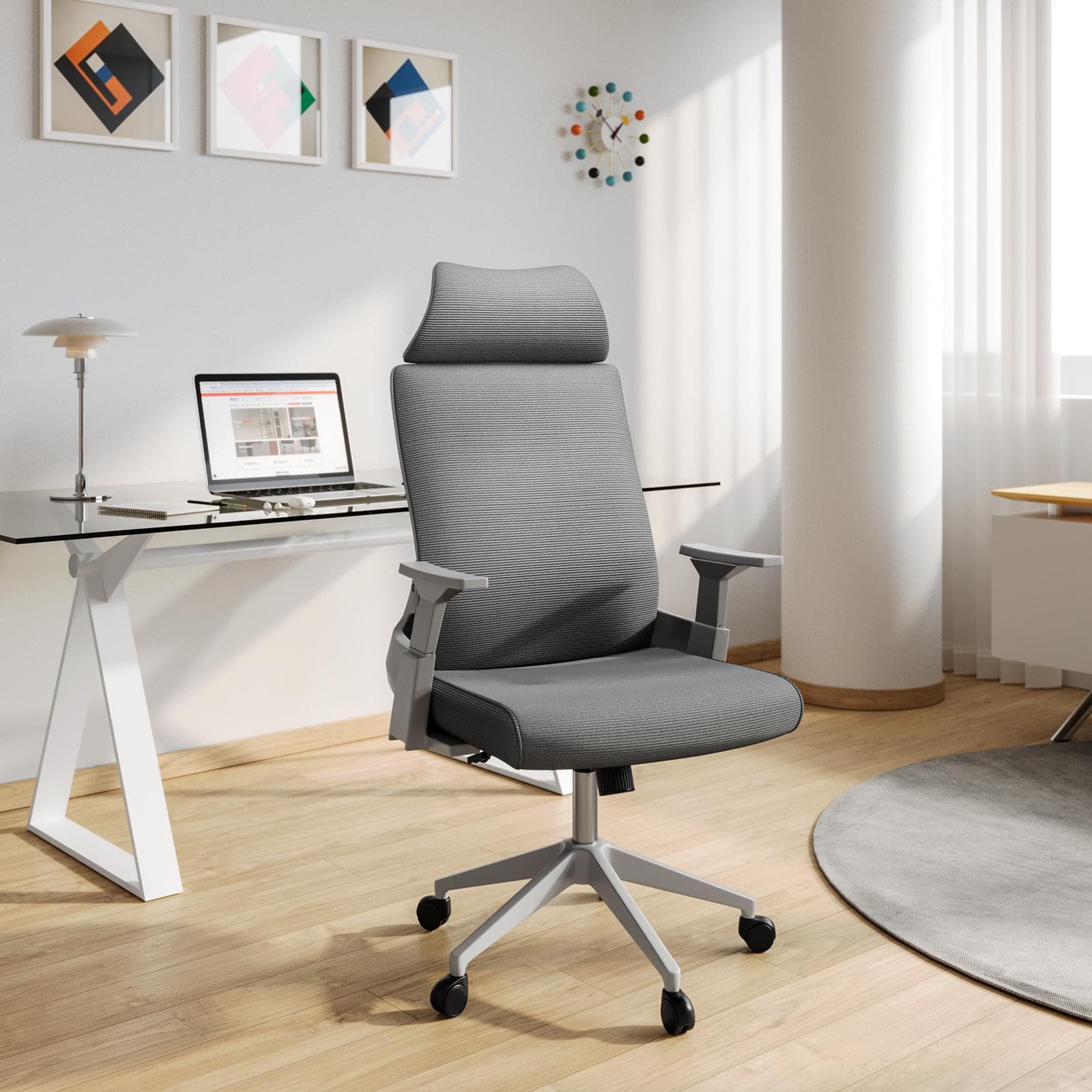 Poltrona da ufficio girevole in tessuto mesh grigio con poggiatesta e braccioli - Solace