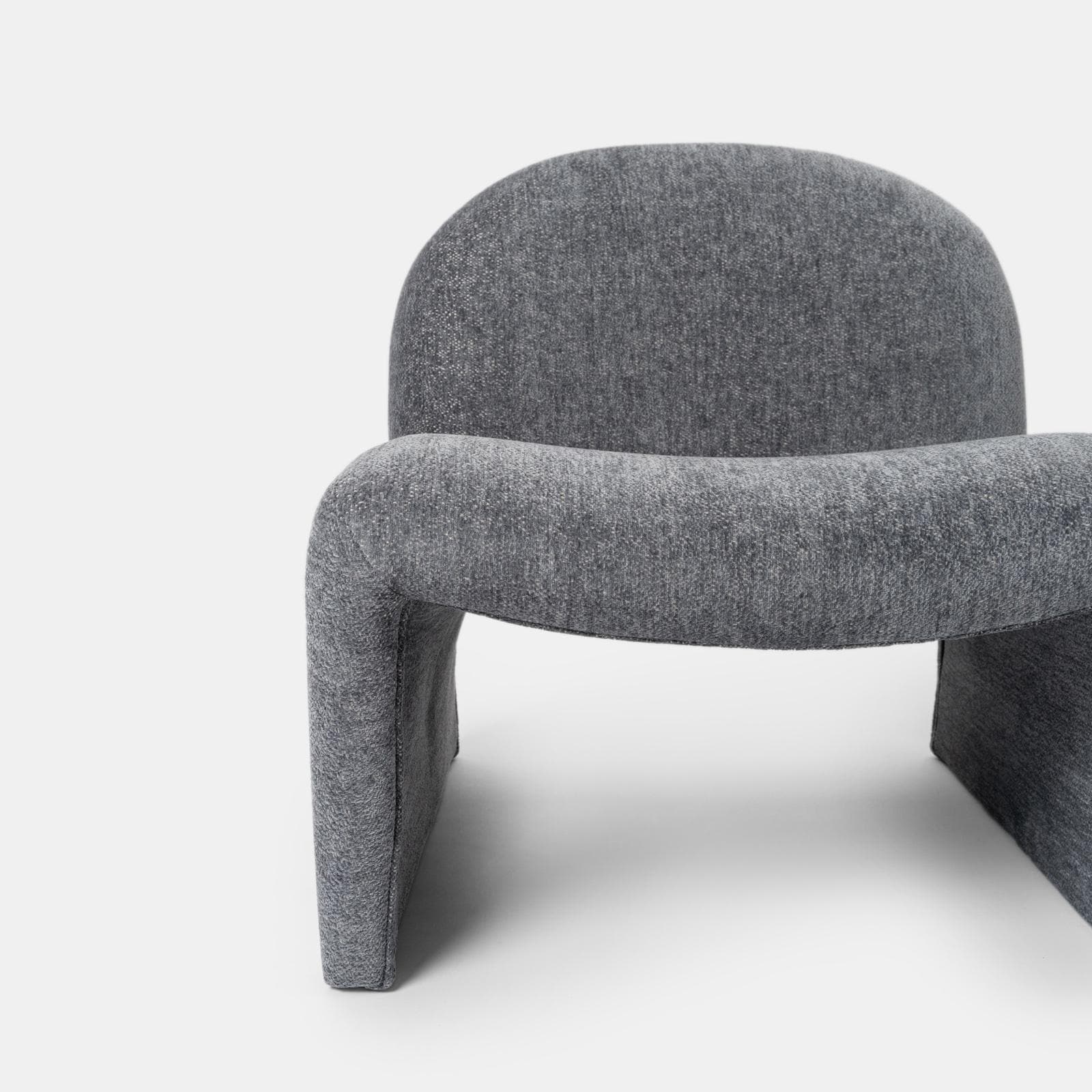 Poltrona dal design moderno in bouclé carta da zucchero - Niklam