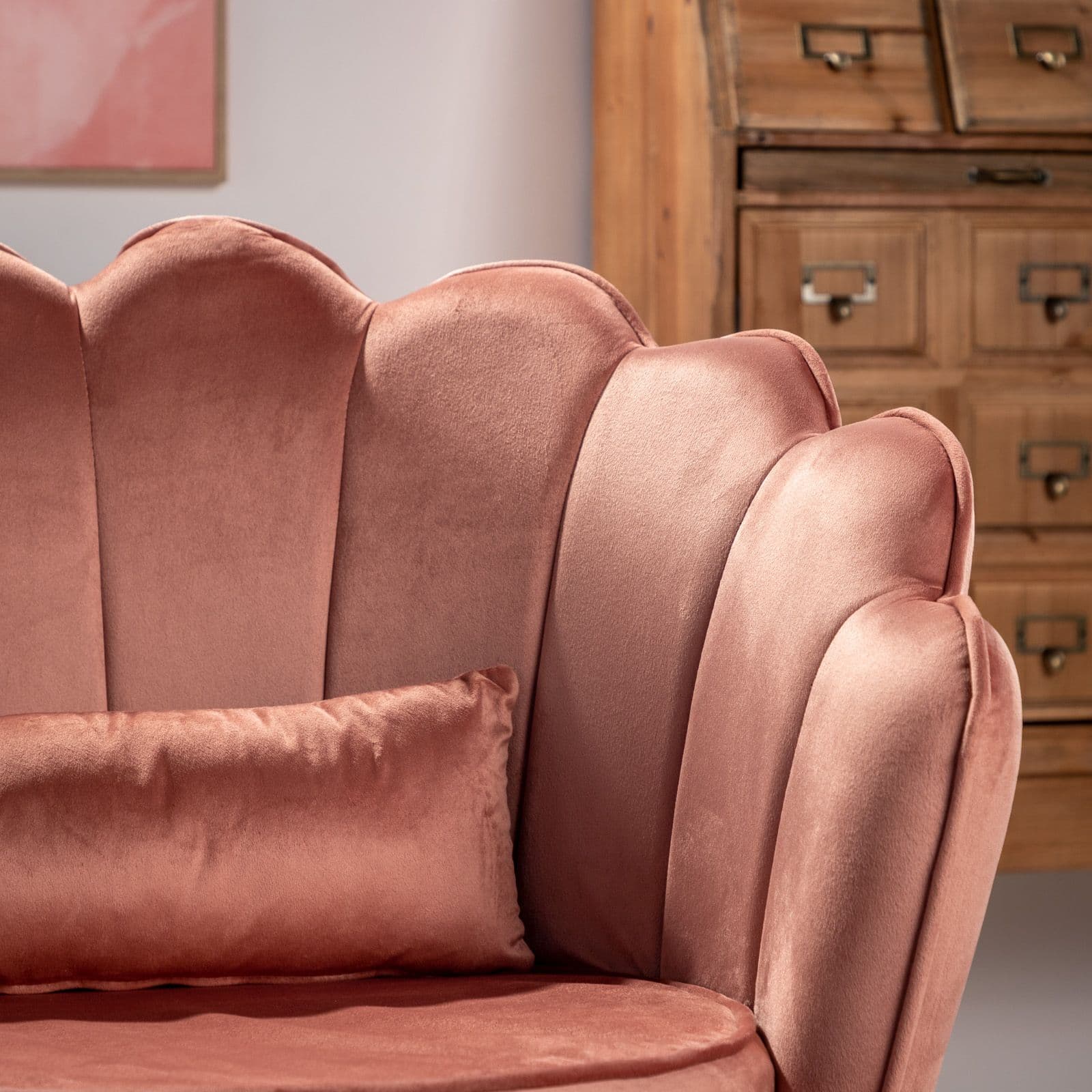 Poltrona in velluto rosa antico con gambe oro - Oden