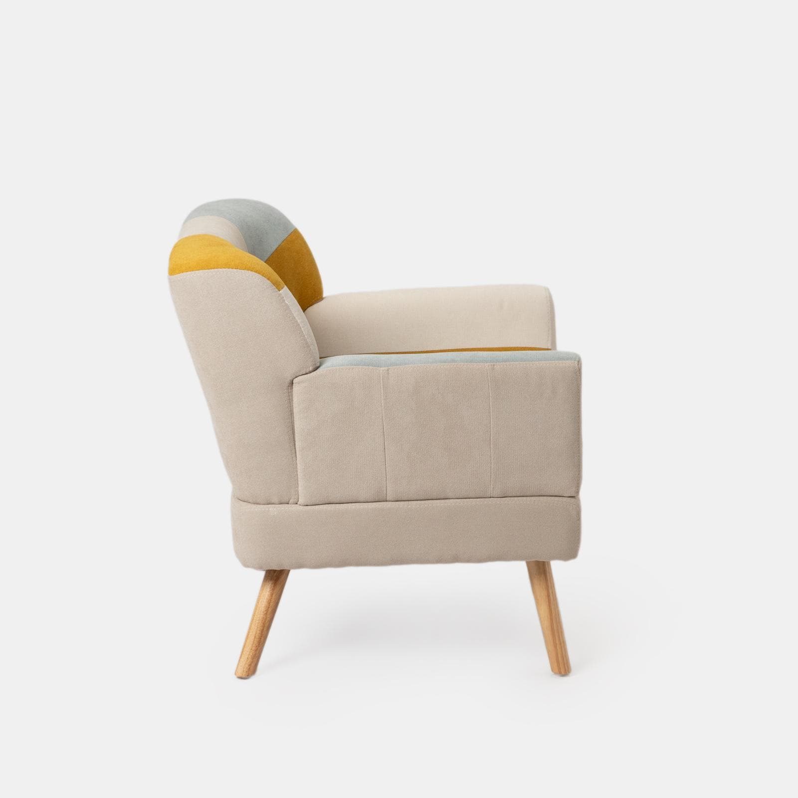 Poltrona scandinava in tessuto patchwork multicolor giallo e gambe in legno - Copenaghen