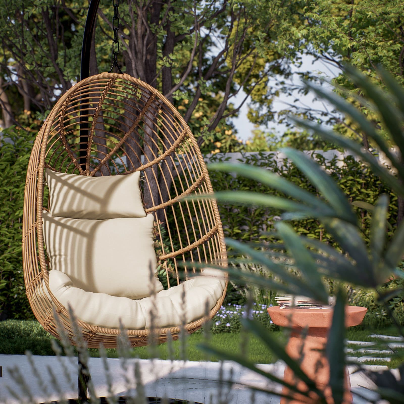 Poltrona sospesa in polyrattan naturale con cuscino e supporto - Tristan