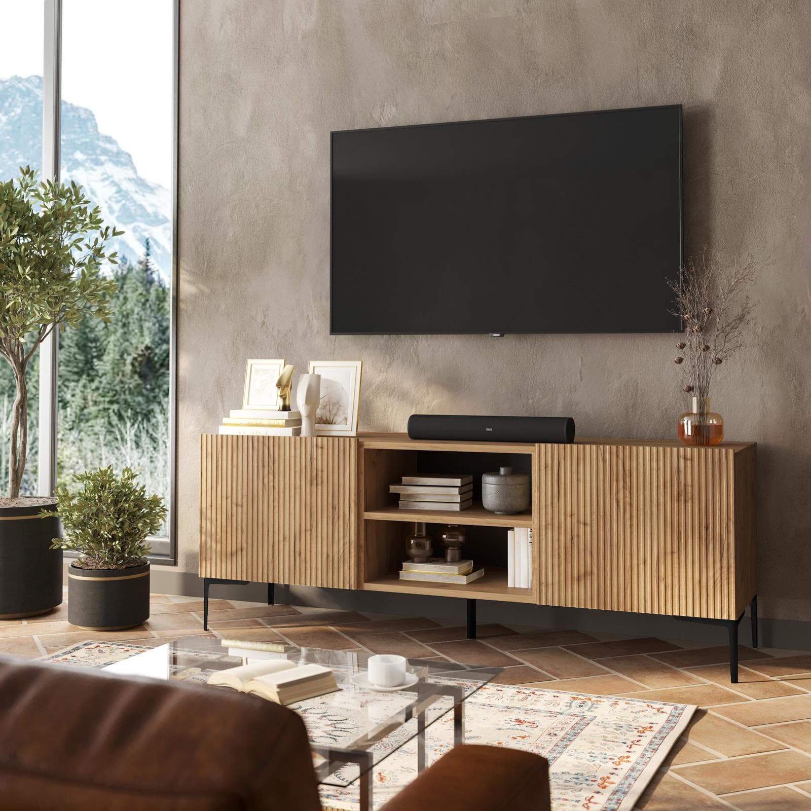 Porta tv 150x55h cm rovere gold con 2 ante cannettate e piedi in metallo nero - Judith