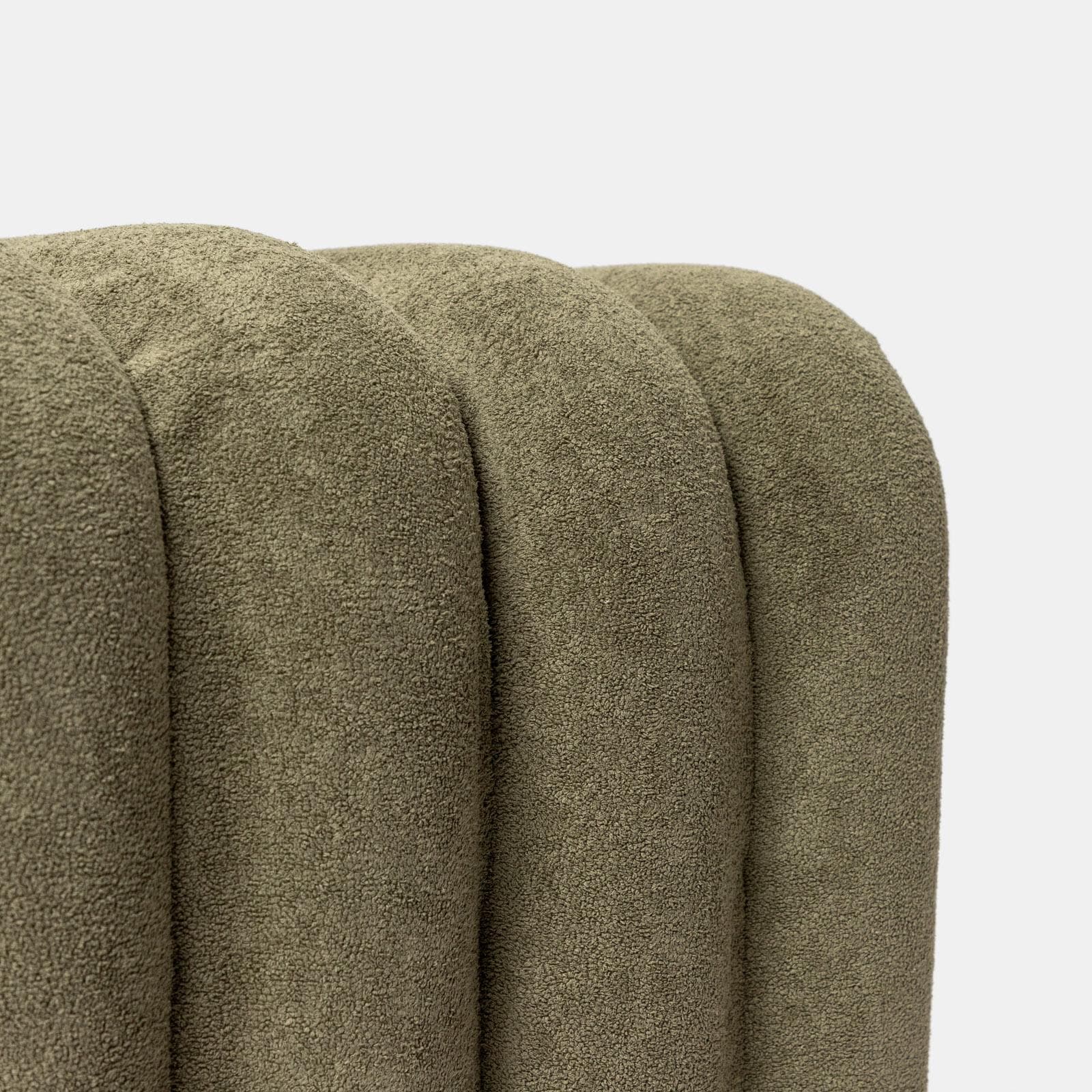 Pouf 38x40 cm design ad arco in tessuto micro teddy verde - Rudy