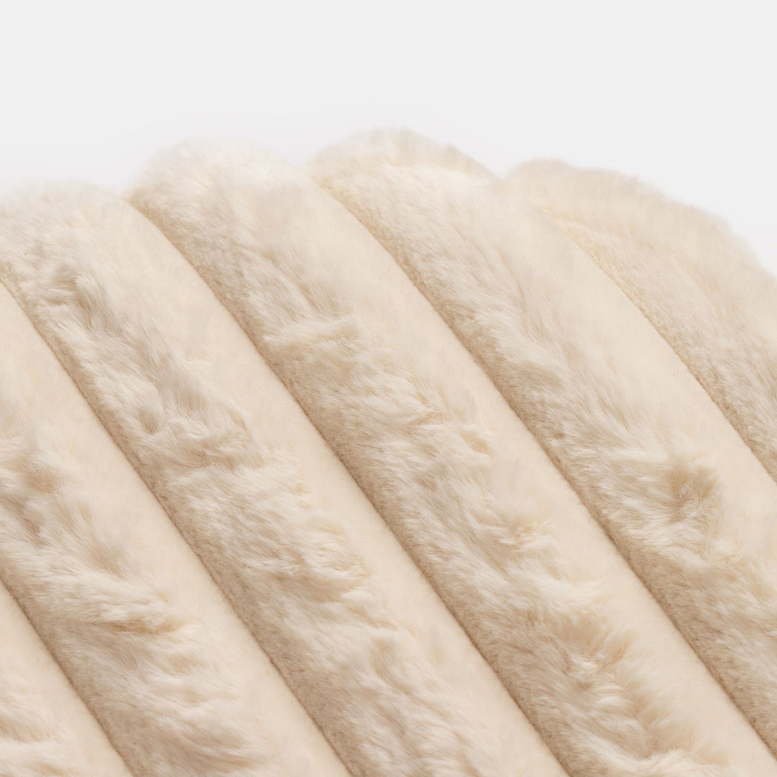 Pouf 40x44h cm in tessuto peluche beige a coste con base oro - Tofy
