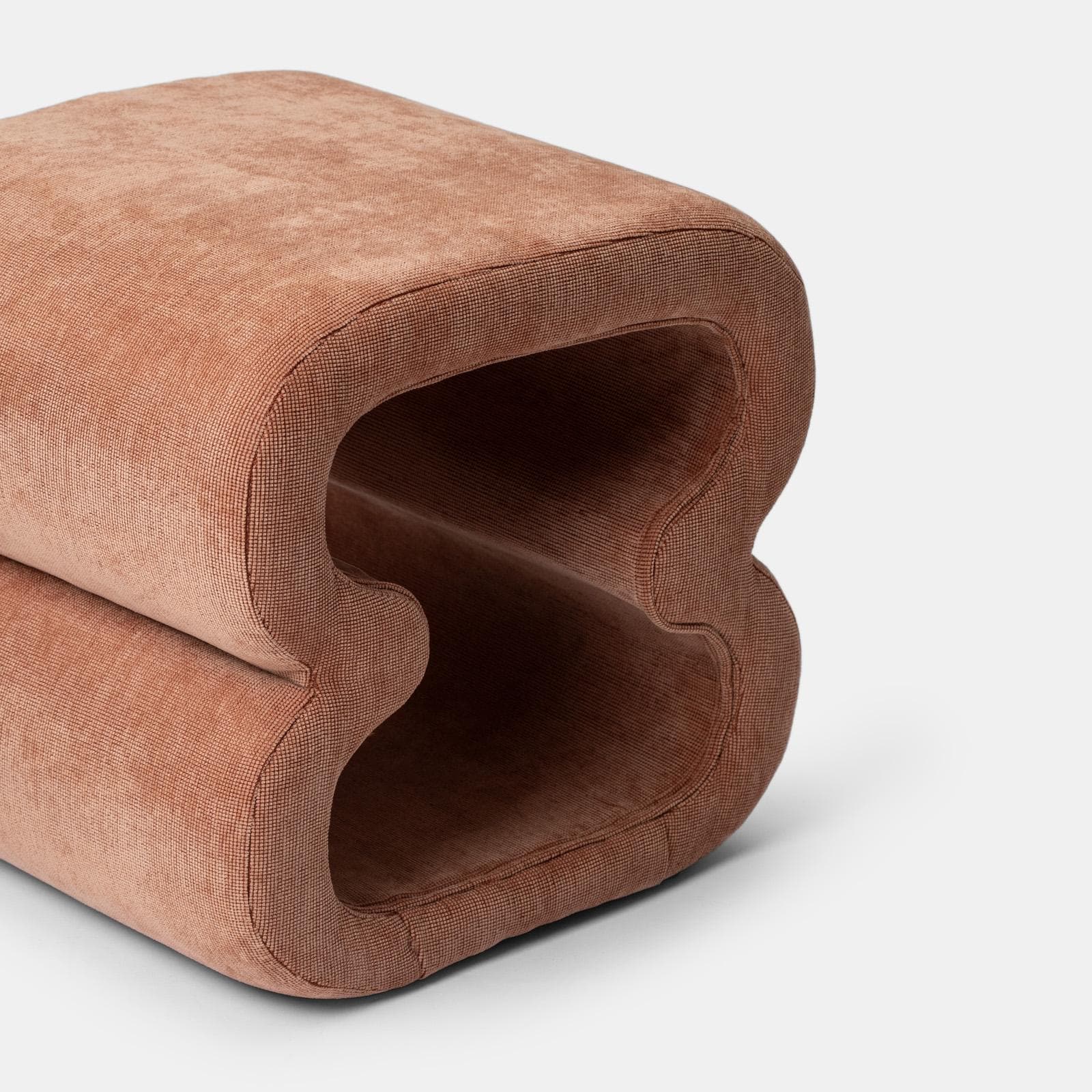 Pouf 45x42 cm in tessuto a trama sottile terracotta con design astratto - Everett