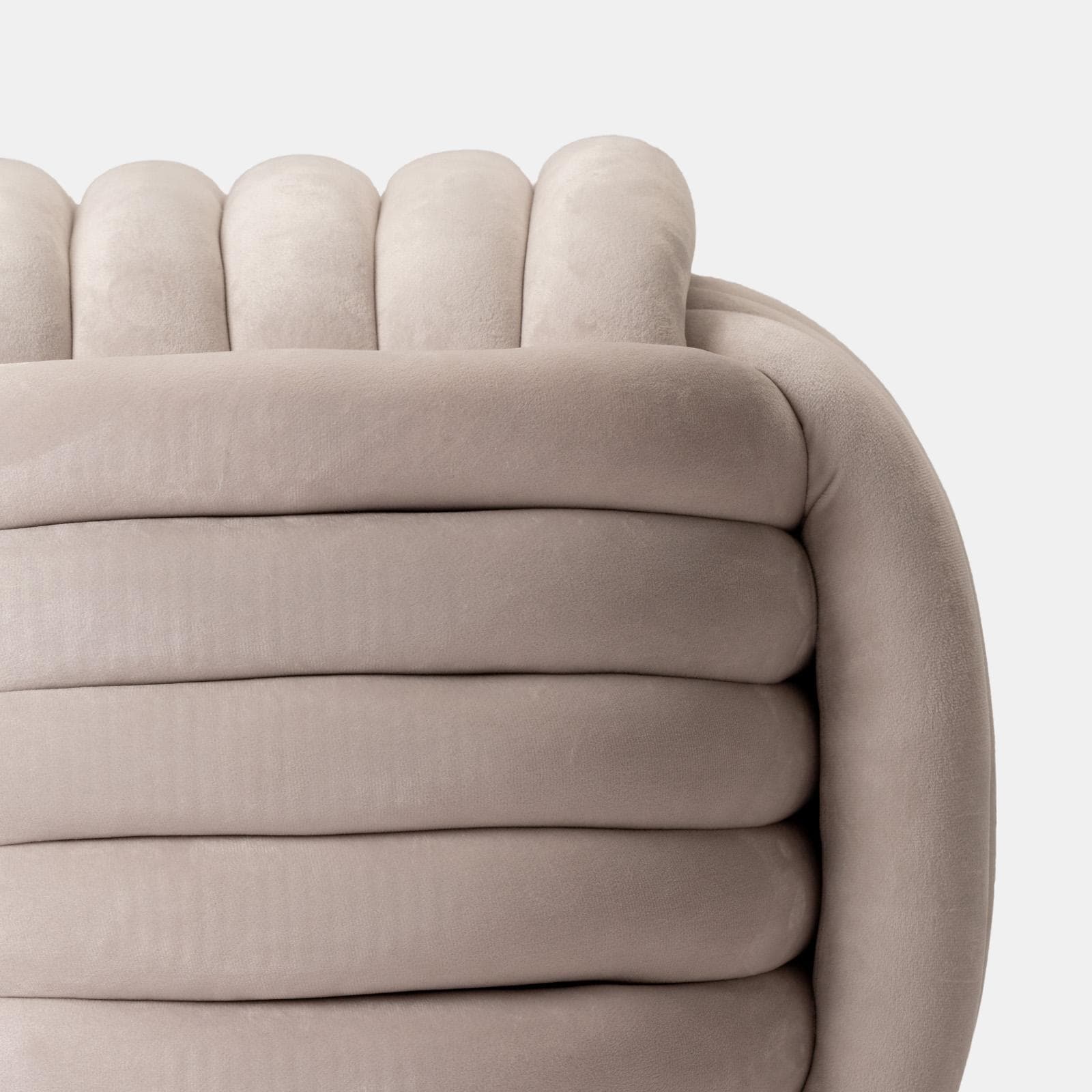 Pouf 50x50 cm in velluto annodato beige - Pinella