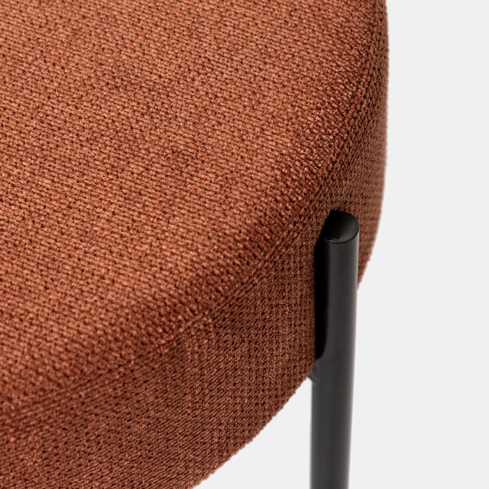 Pouf rotondo 64 cm in maglia terracotta con tavolino effetto legno - Farel
