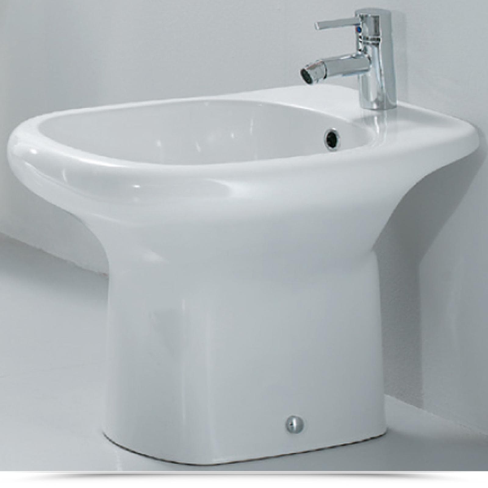 Sanitari a terra in ceramica arredo bagno wc bidet e copriwc - Shira