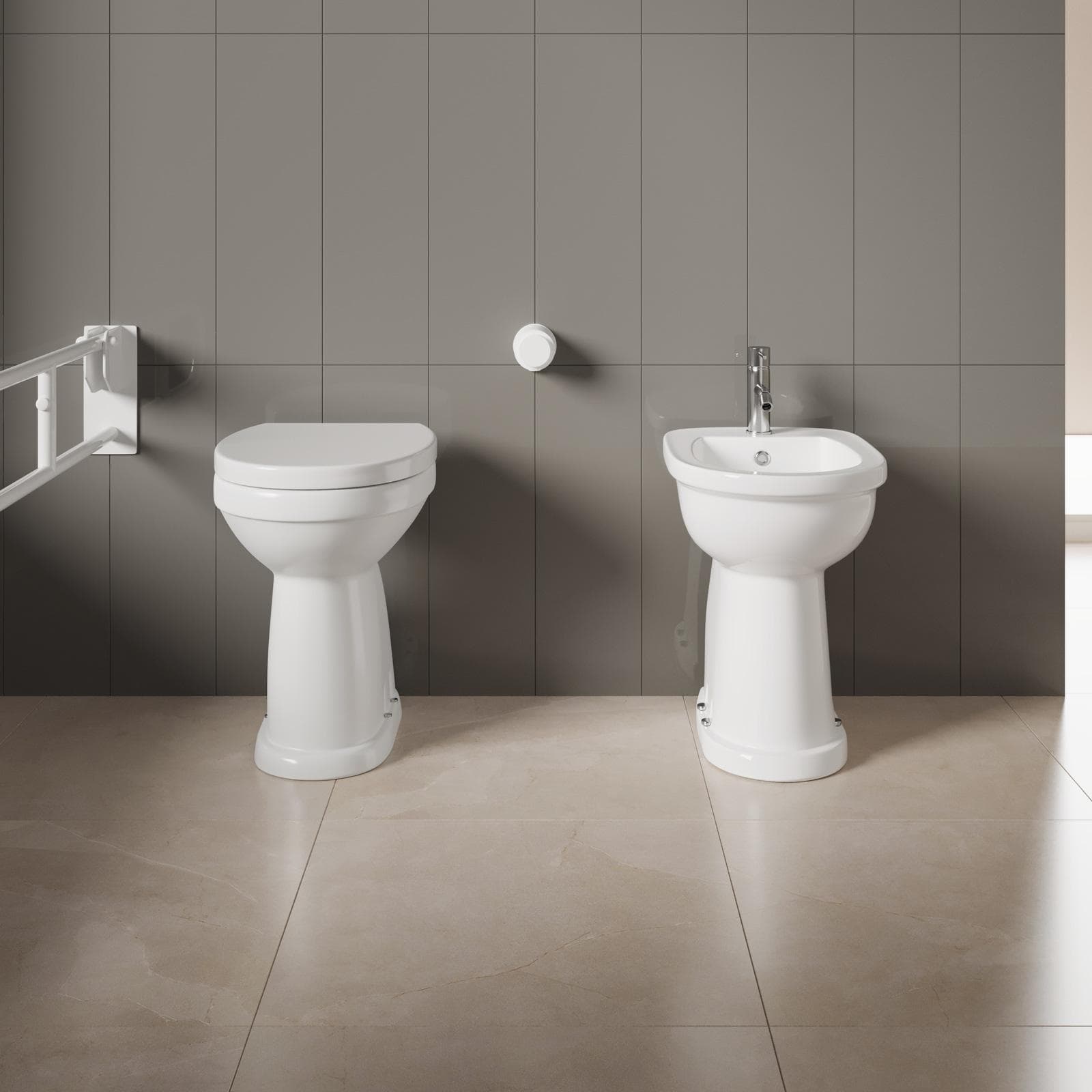 Sanitari accessibili da 49h cm in ceramica bianca con copriwc scarico a pavimento