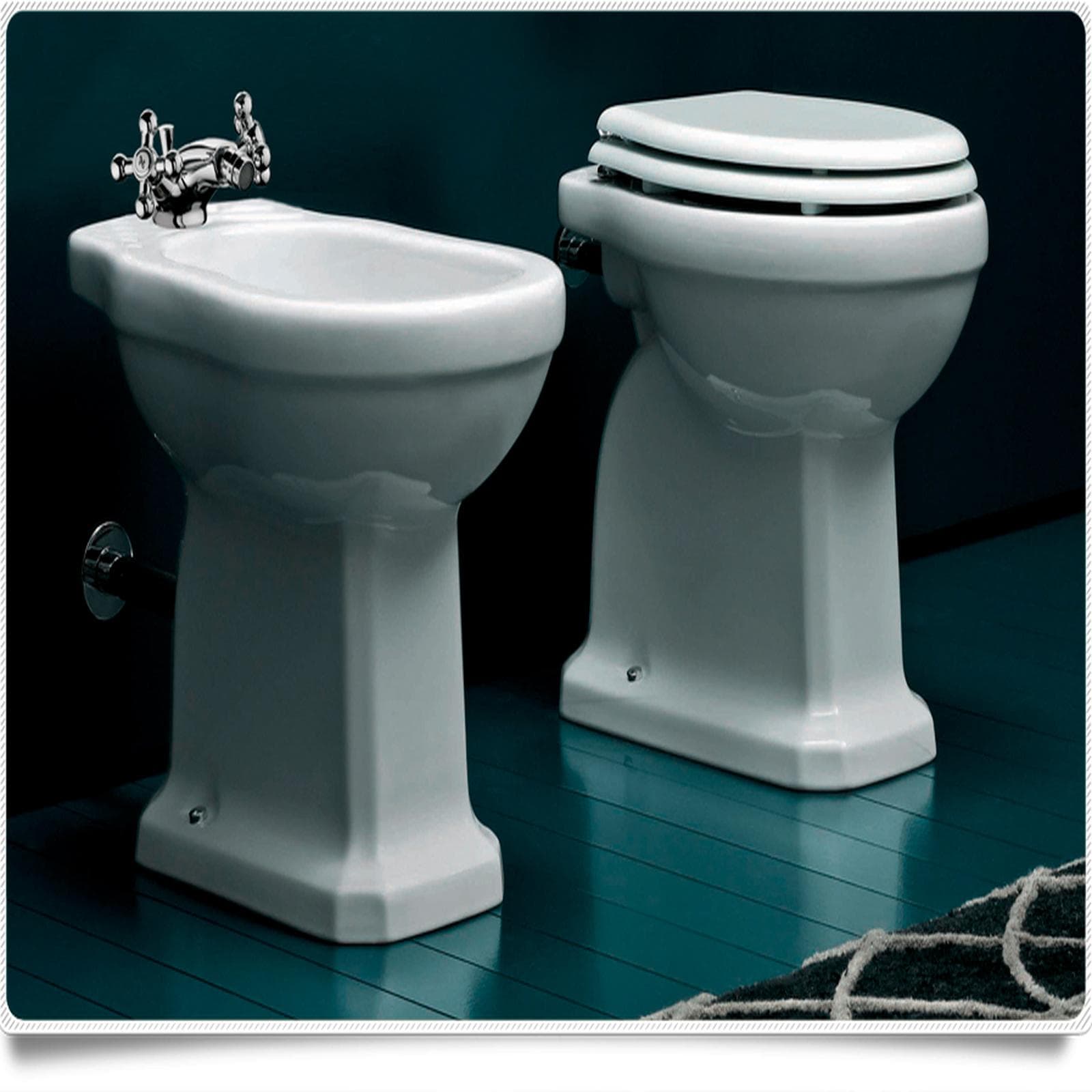 Sanitari Azzurra Giunone in ceramica completi di wc con scarico a terra