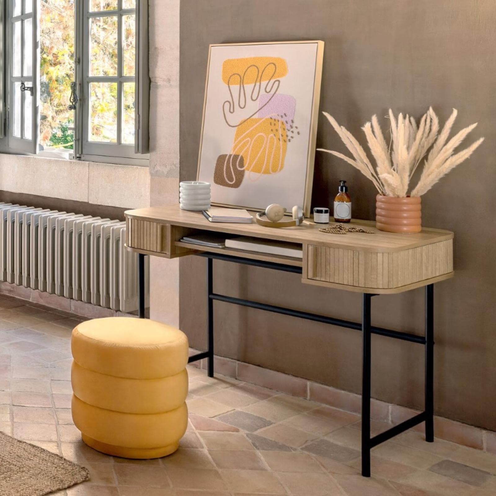 Scrivania 105x60 cm in legno cannettato e struttura in metallo nero con ante scorrevoli - Dhana