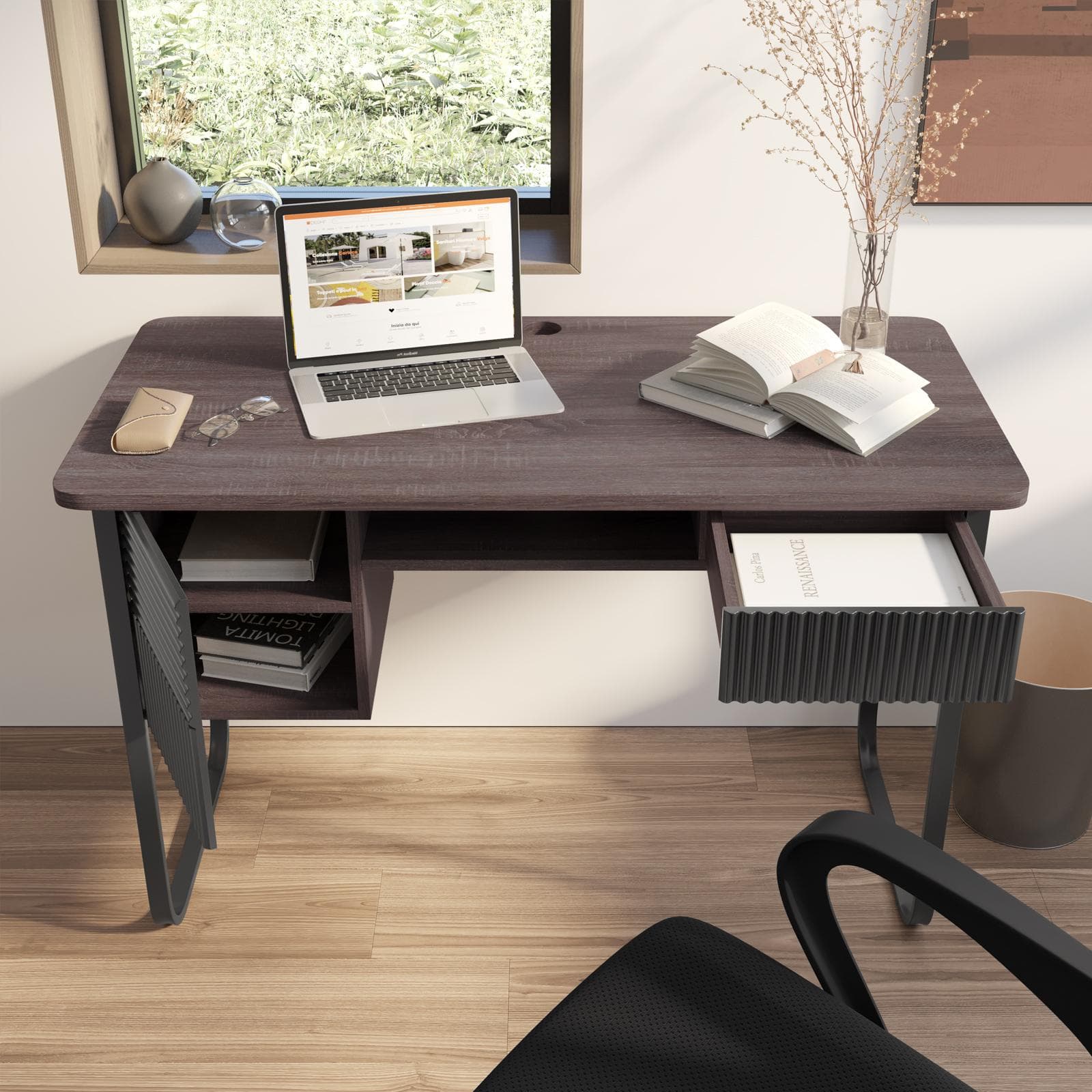 Scrivania 120x60 cm in legno noce e struttura in acciaio con anta e cassetto cannettato nero- Sven