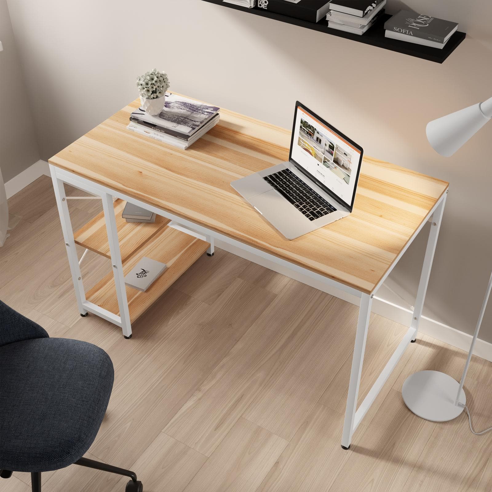 Scrivania 120x60 cm effetto rovere e struttura in metallo bianco con ripiani - Caio