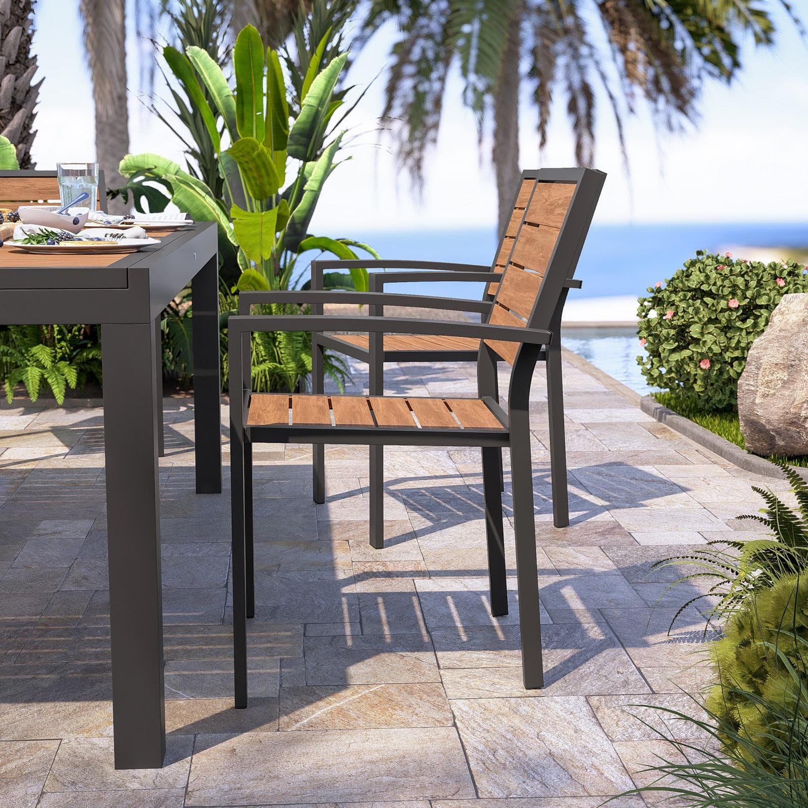 Sedia da esterno con braccioli in alluminio antracite e doghe effetto legno caramello - Carioca Wood