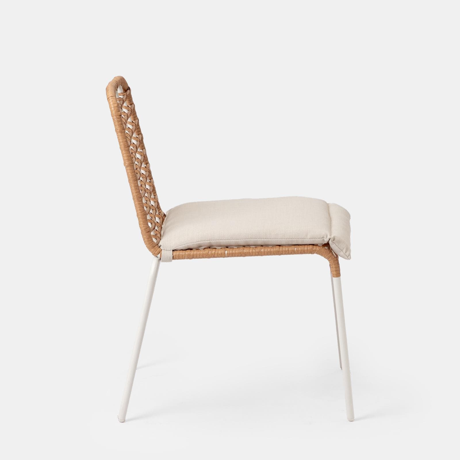 Sedia da esterno impilabile in acciaio bianco e polyrattan naturale con cuscino - Griel