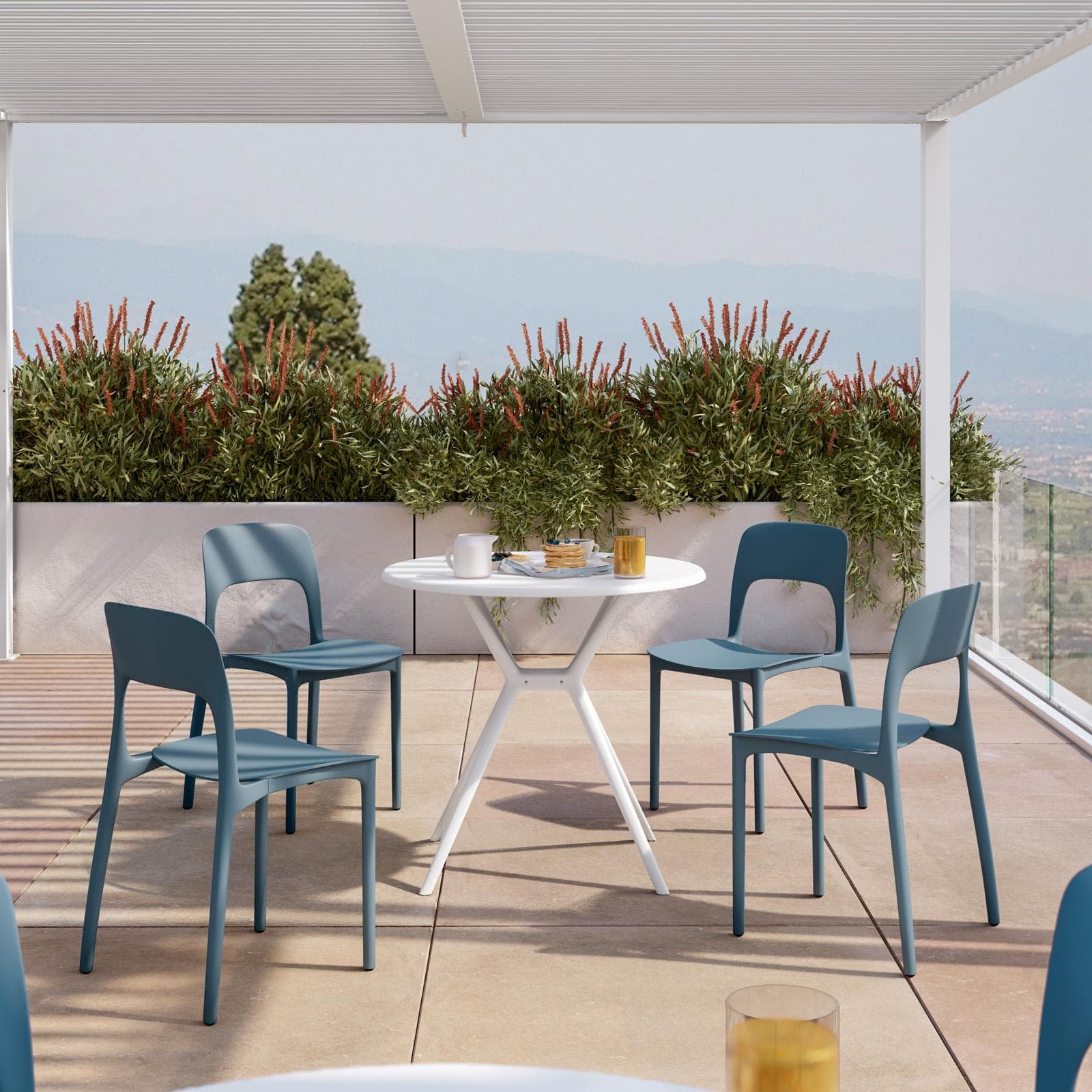 Sedia da giardino impilabile in polipropilene blu - Arabella