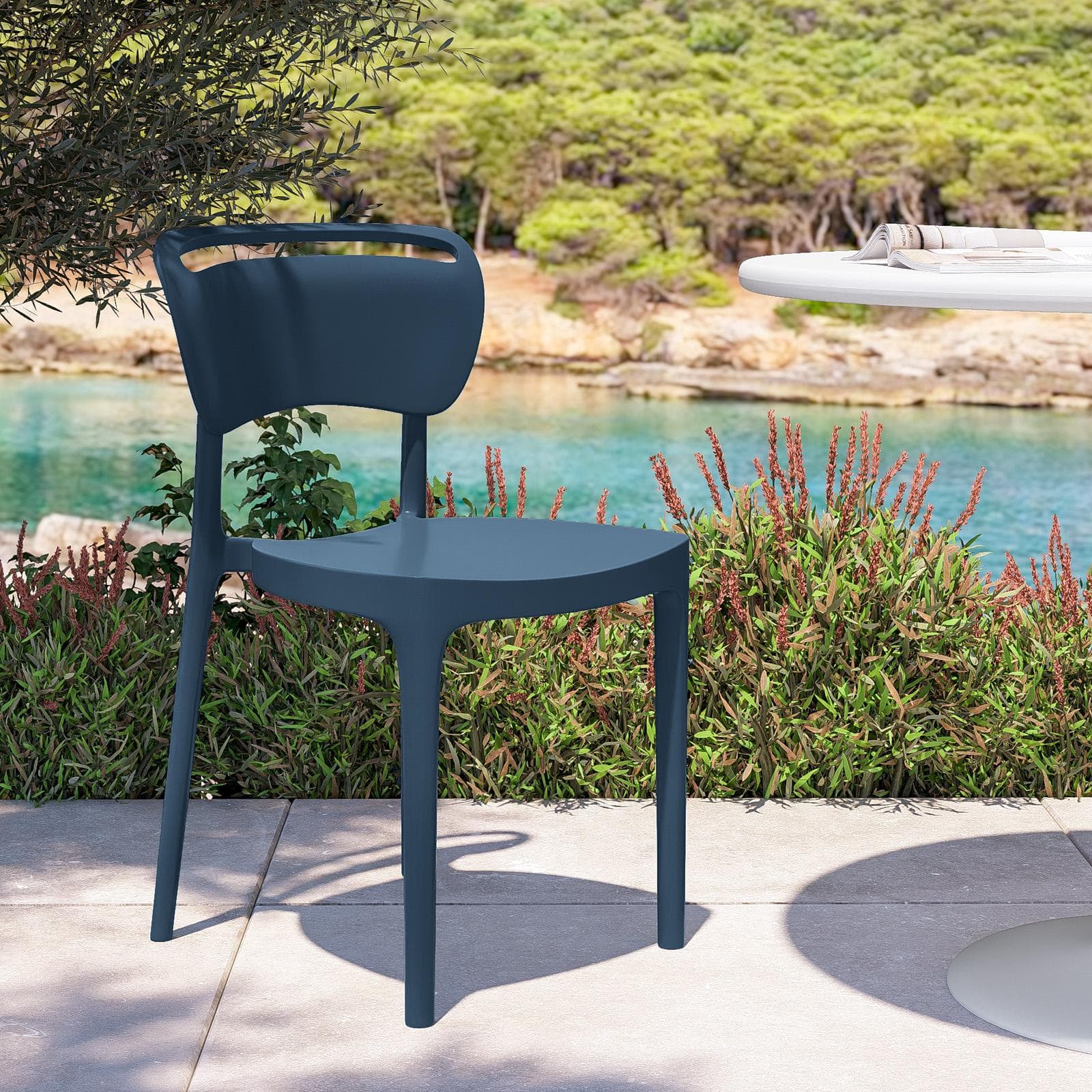 Sedia da giardino impilabile in polipropilene blu oceano - Clyde