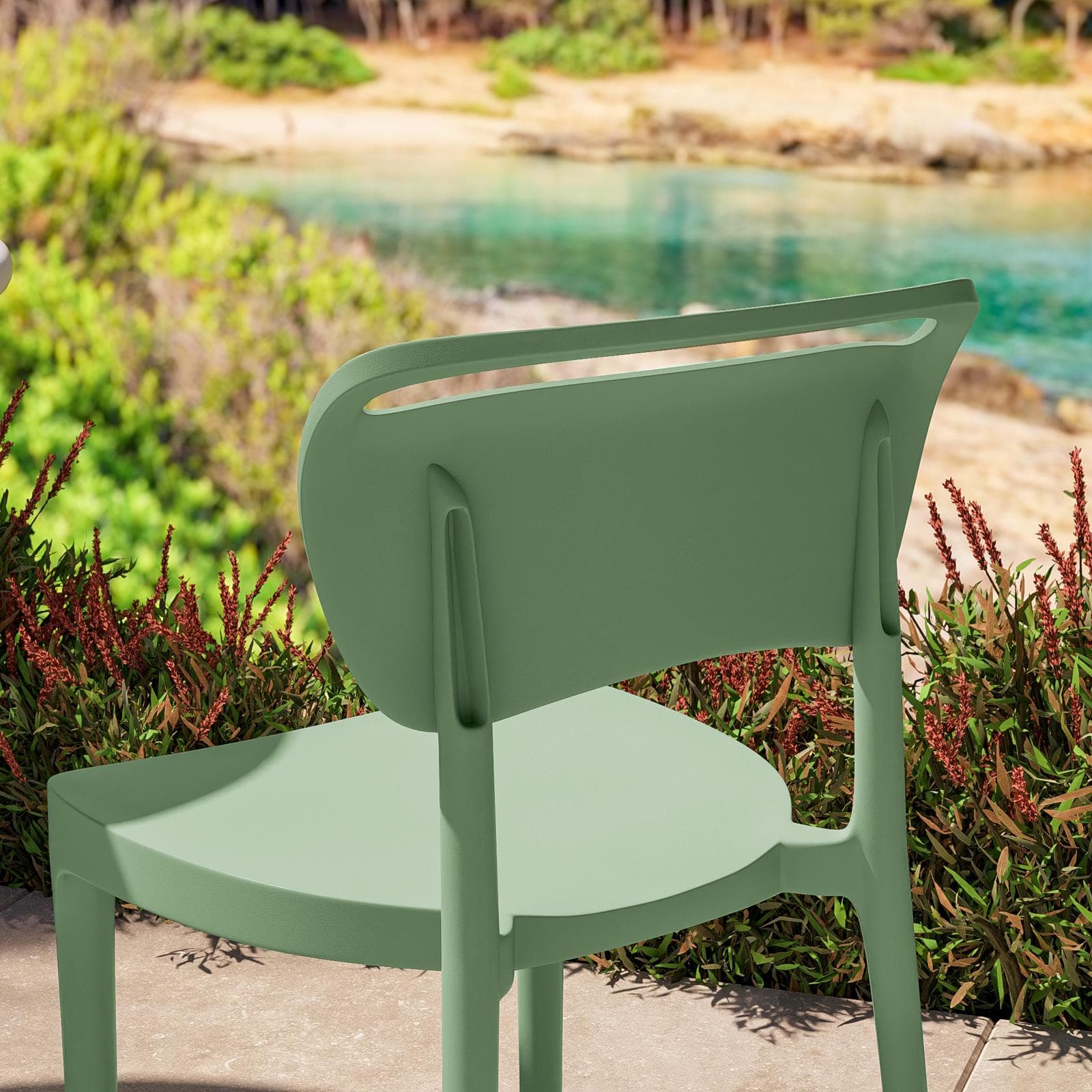 Sedia da giardino impilabile in polipropilene verde giada - Clyde
