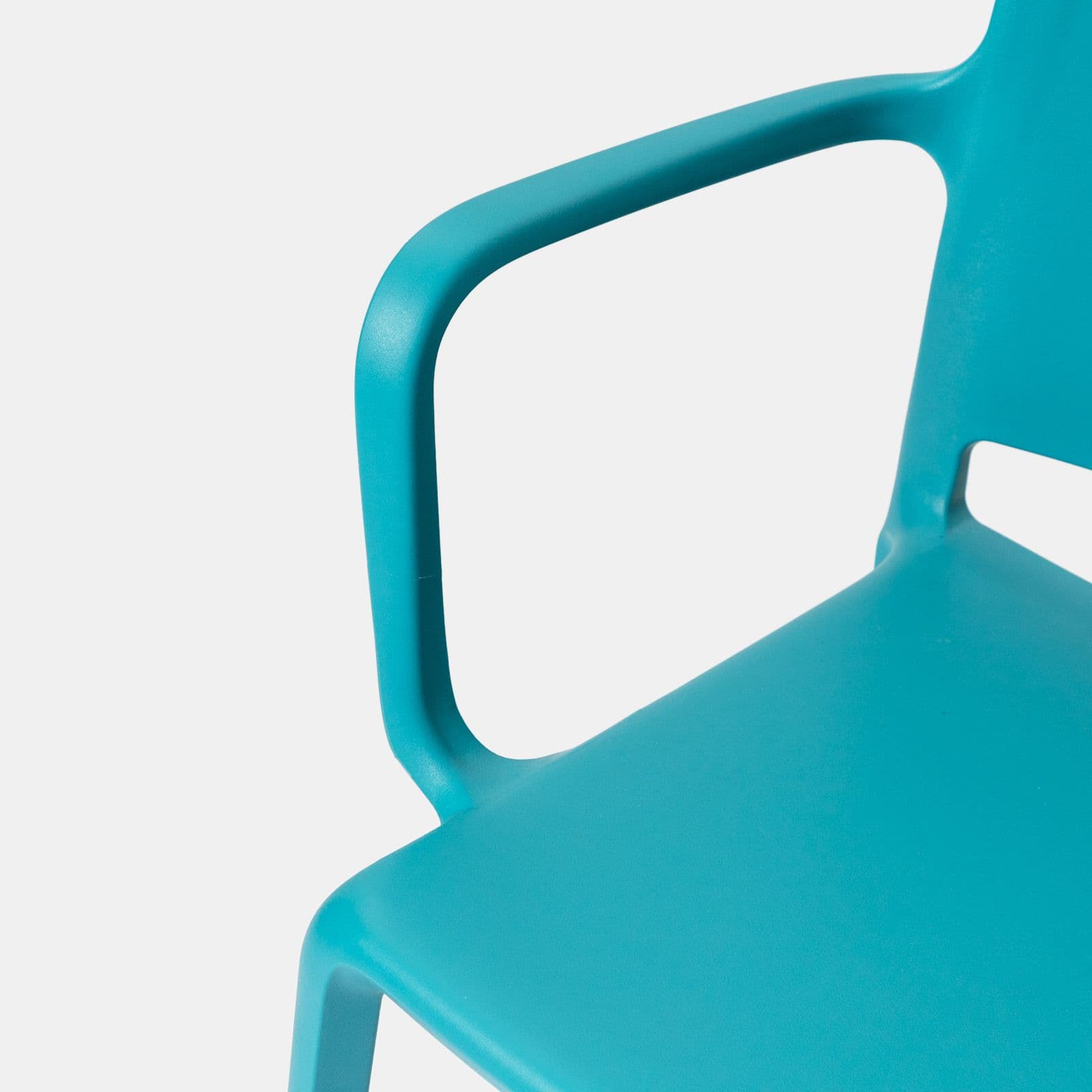 Sedia da giardino squadrata con braccioli in polipropilene blu maldive - Vitta