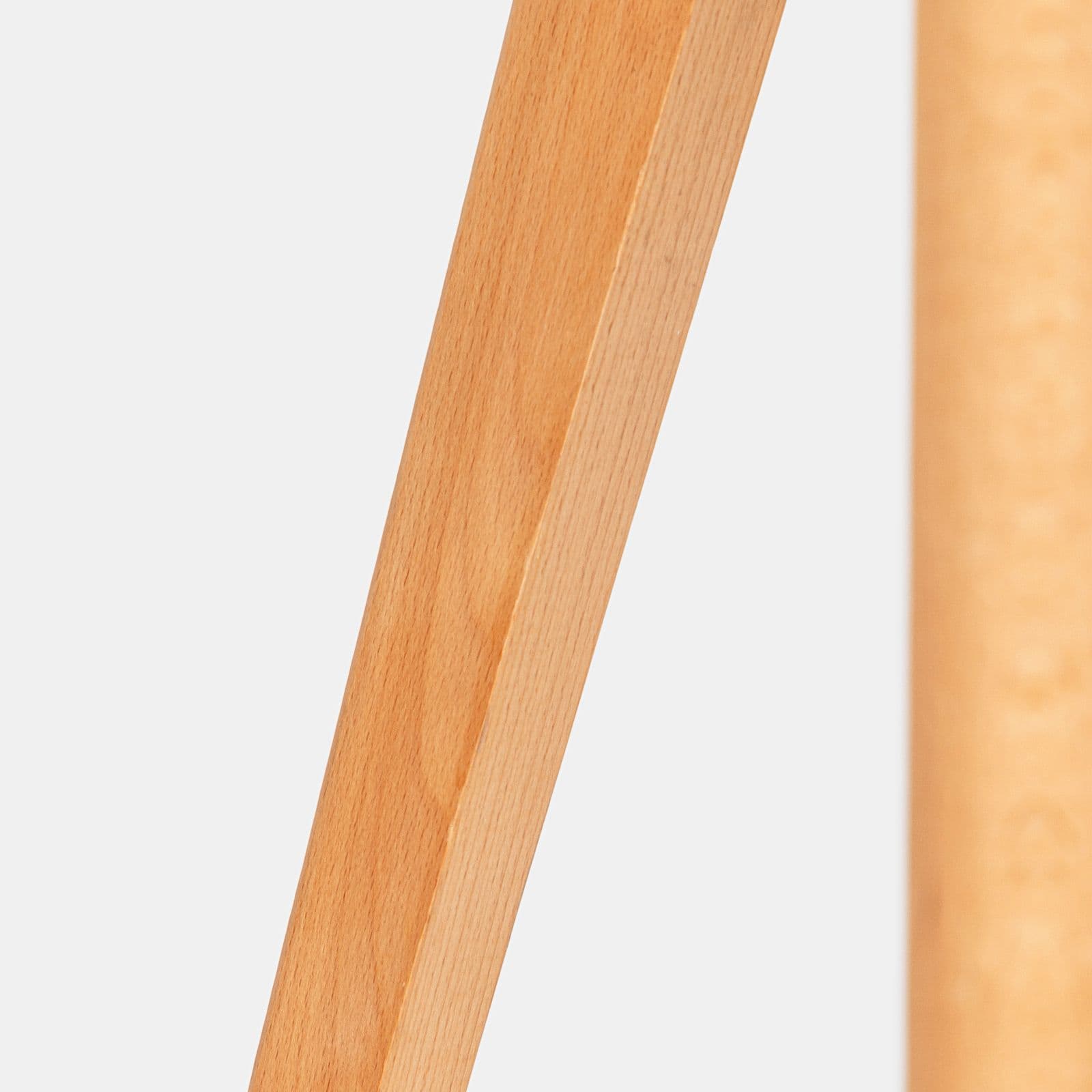 Sedia da interni verde con gambe in legno - Alborg