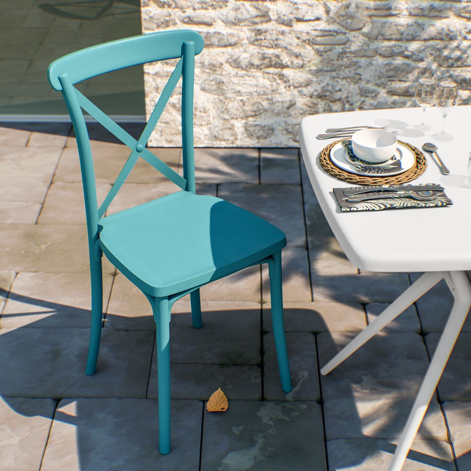 Sedia da giardino con schienale incrociato in polipropilene blu maldive - Demetra